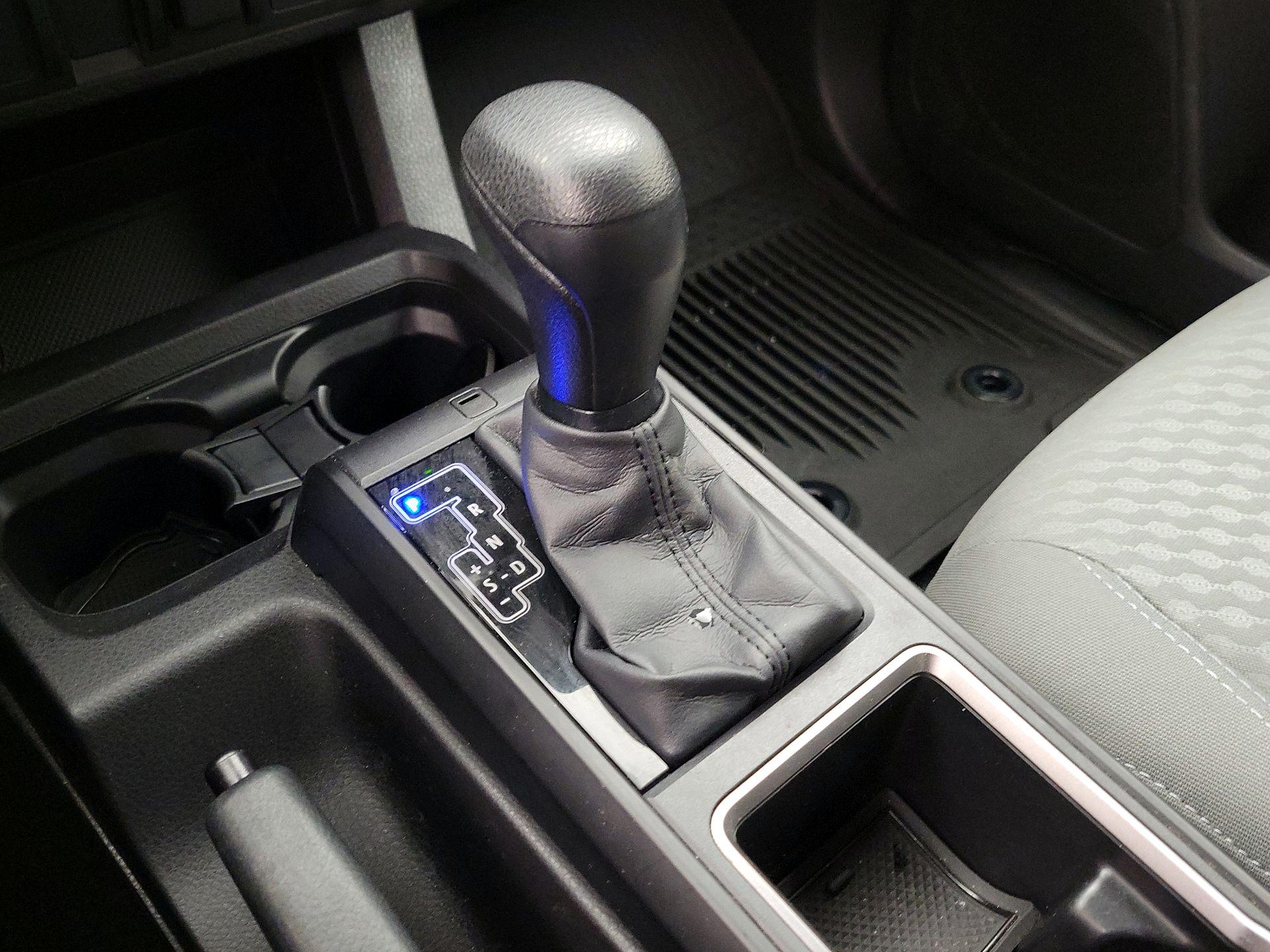 Thumbnail: 2022 Toyota Tacoma - 17