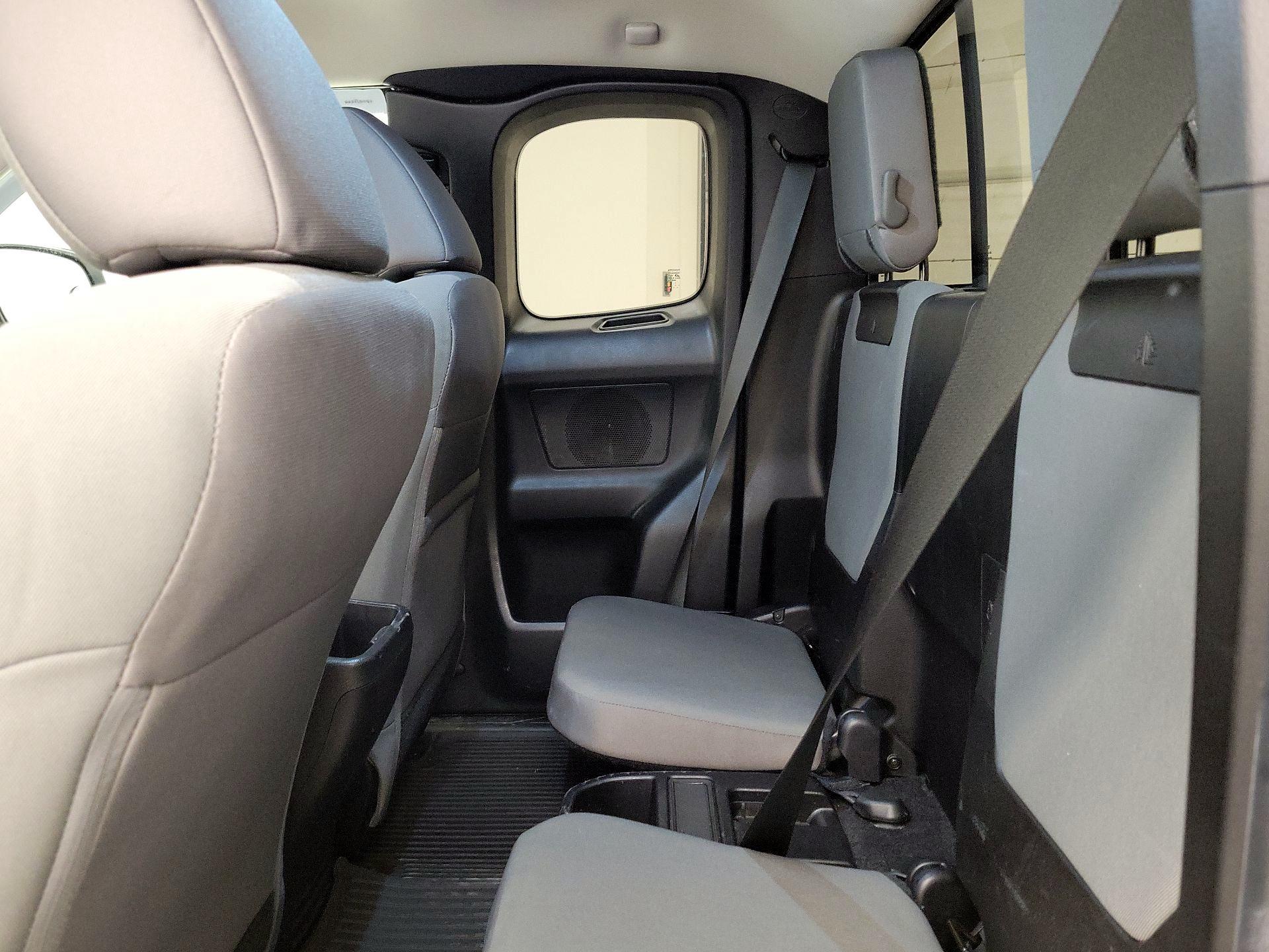 Thumbnail: 2022 Toyota Tacoma - 19