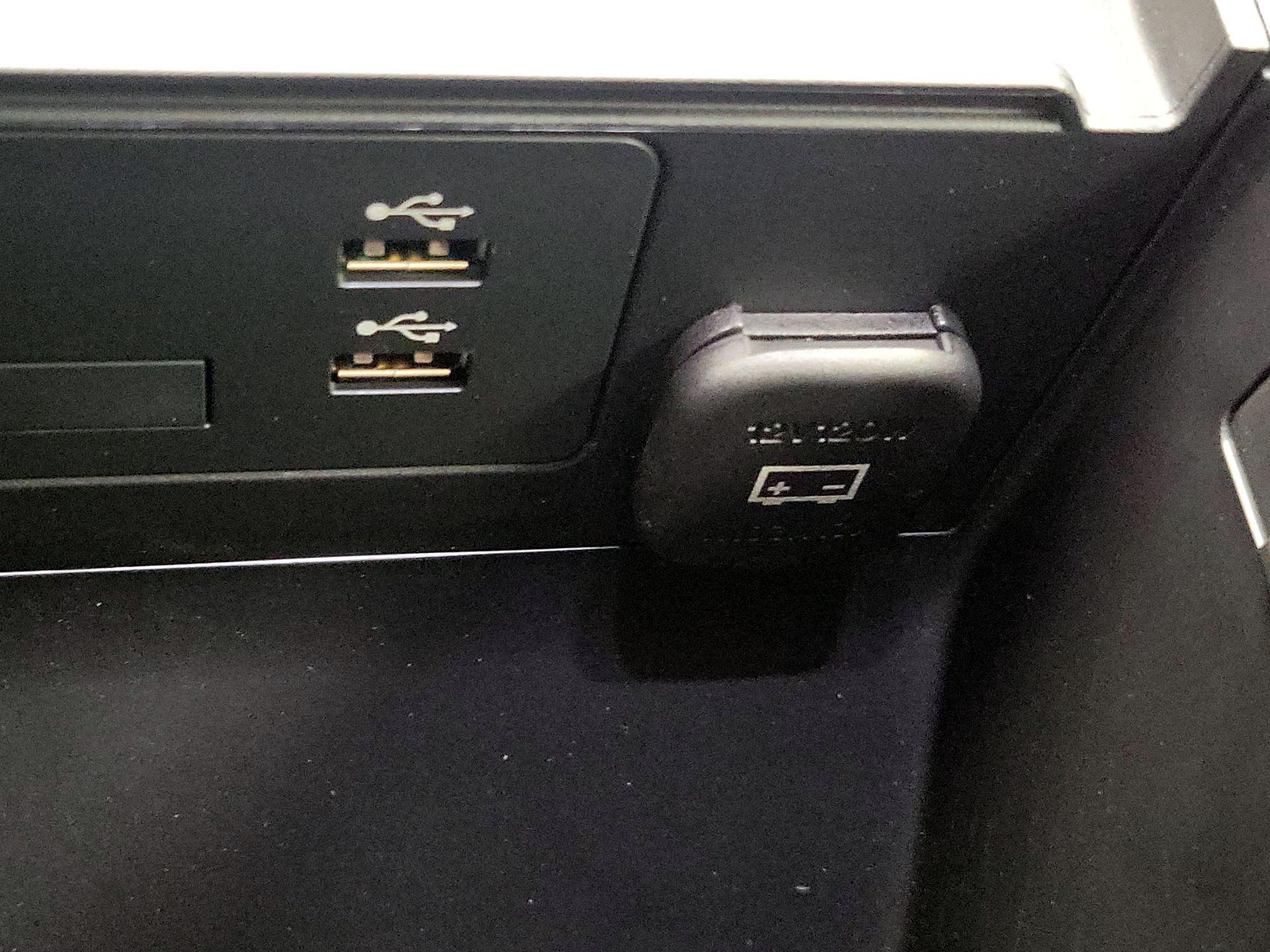 Thumbnail: 2022 Mazda Mazda3 - 19