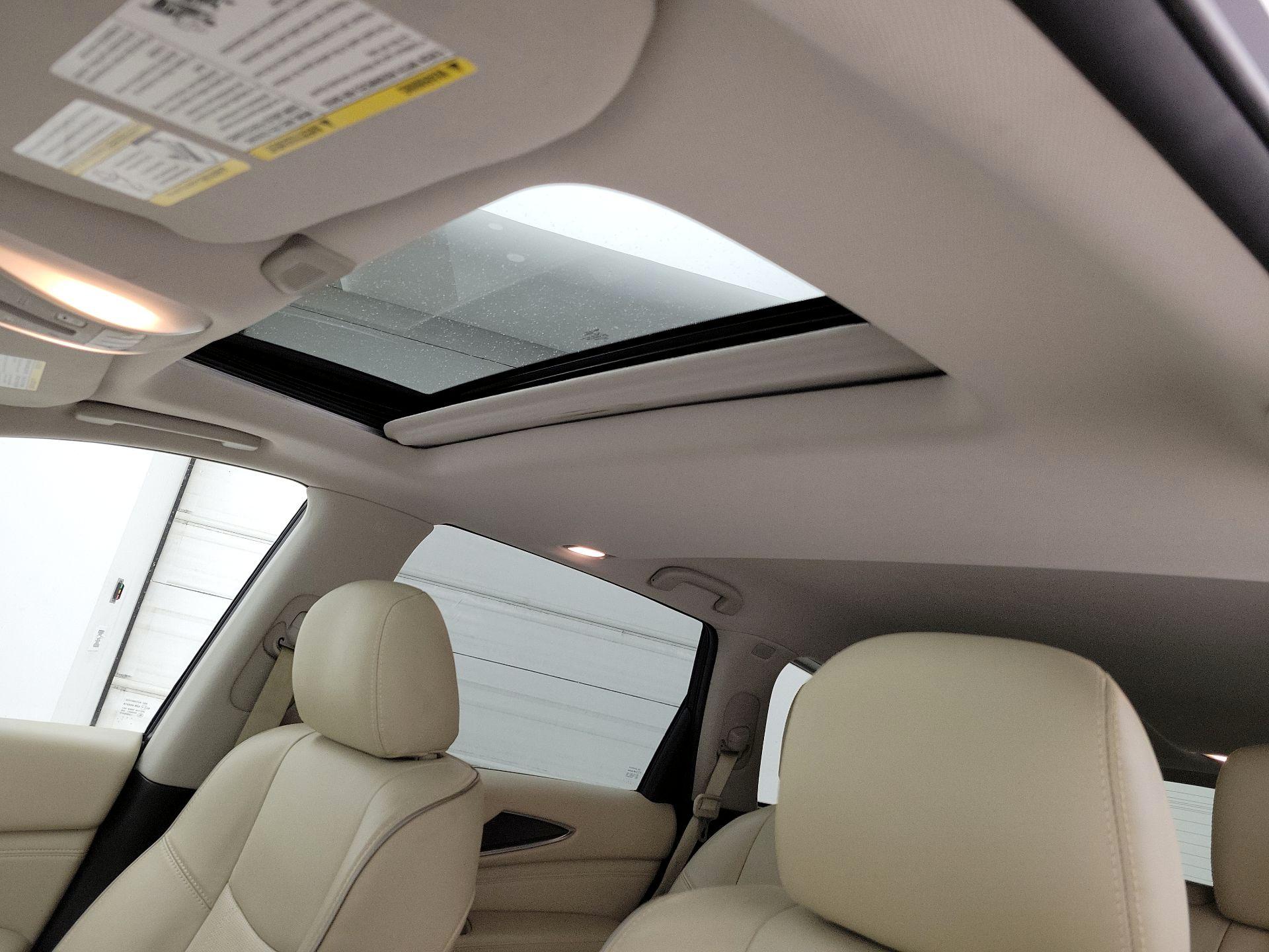 Thumbnail: 2018 INFINITI QX60 - 20