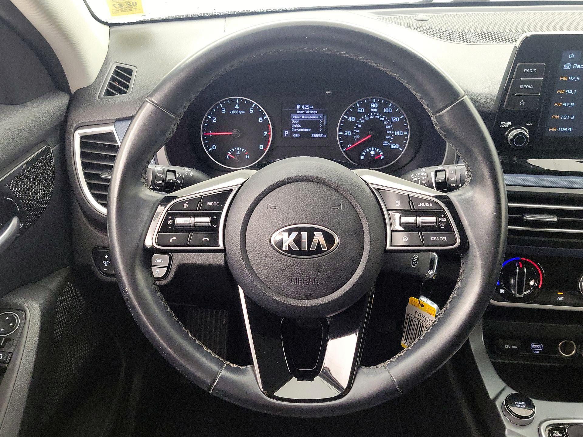 Thumbnail: 2021 Kia Seltos - 10