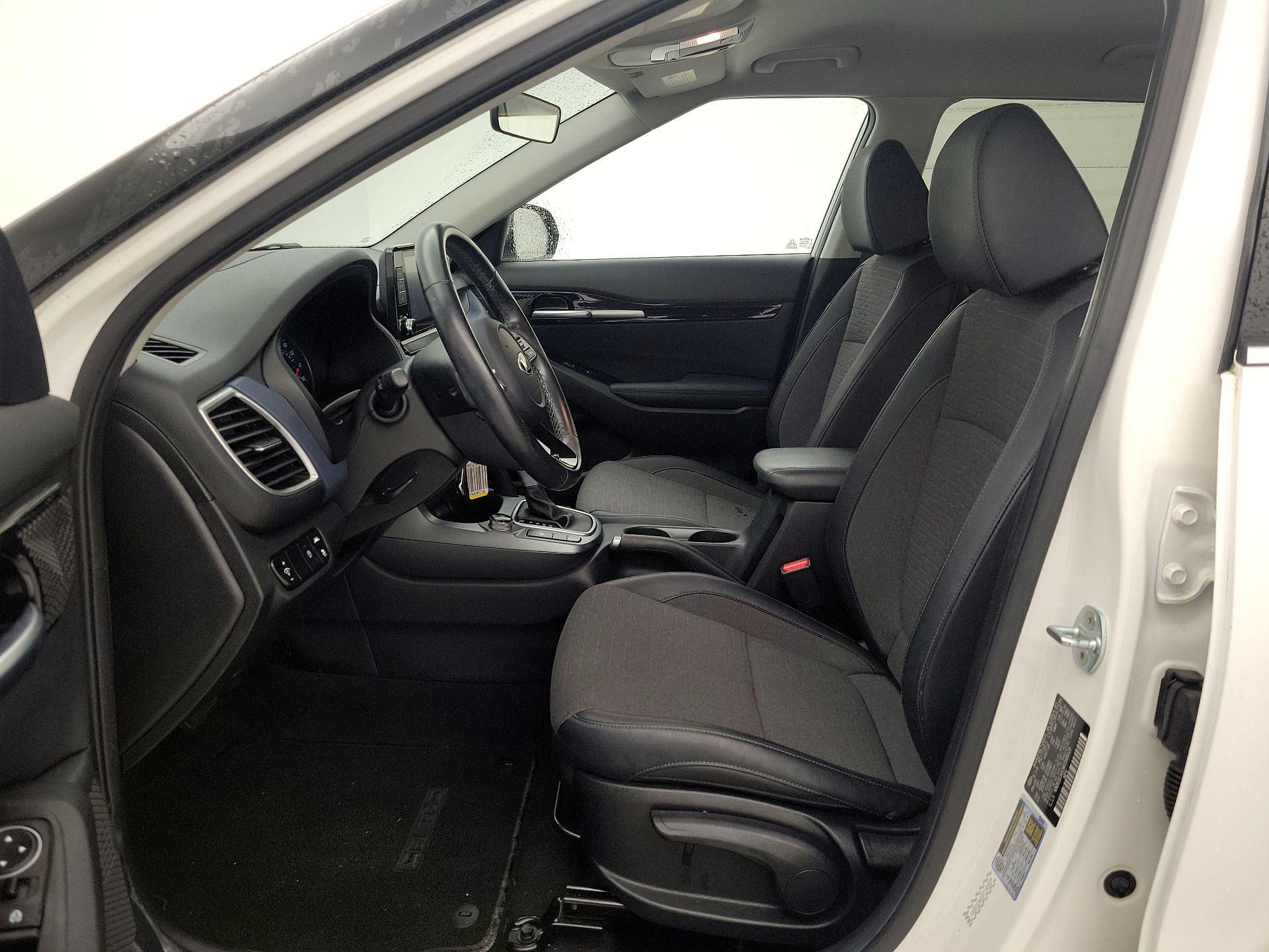 Thumbnail: 2021 Kia Seltos - 11