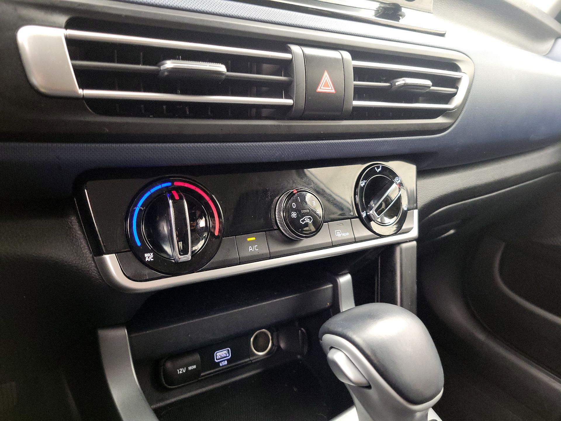 Thumbnail: 2021 Kia Seltos - 16