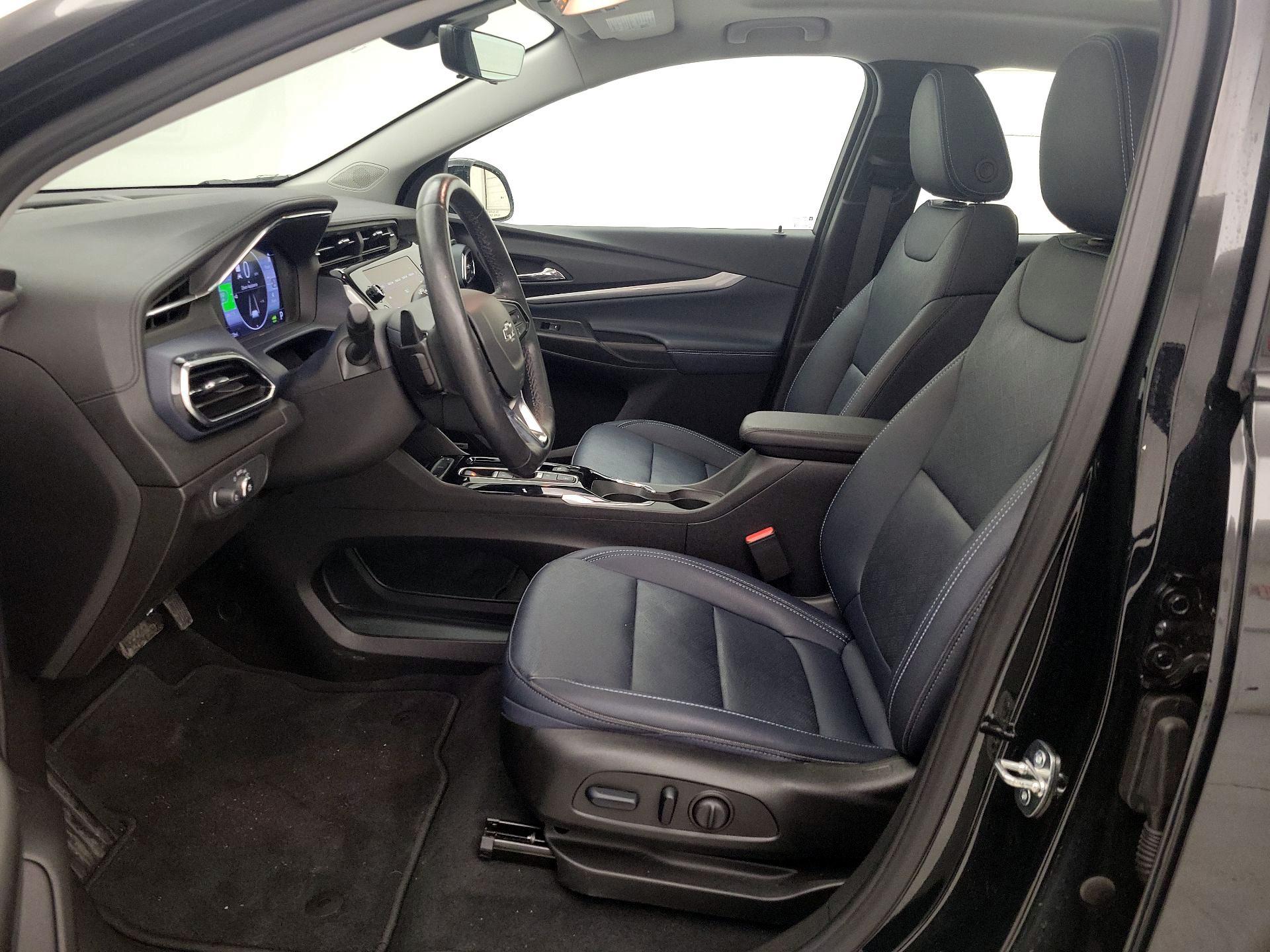 Thumbnail: 2023 Chevrolet Bolt EUV - 11