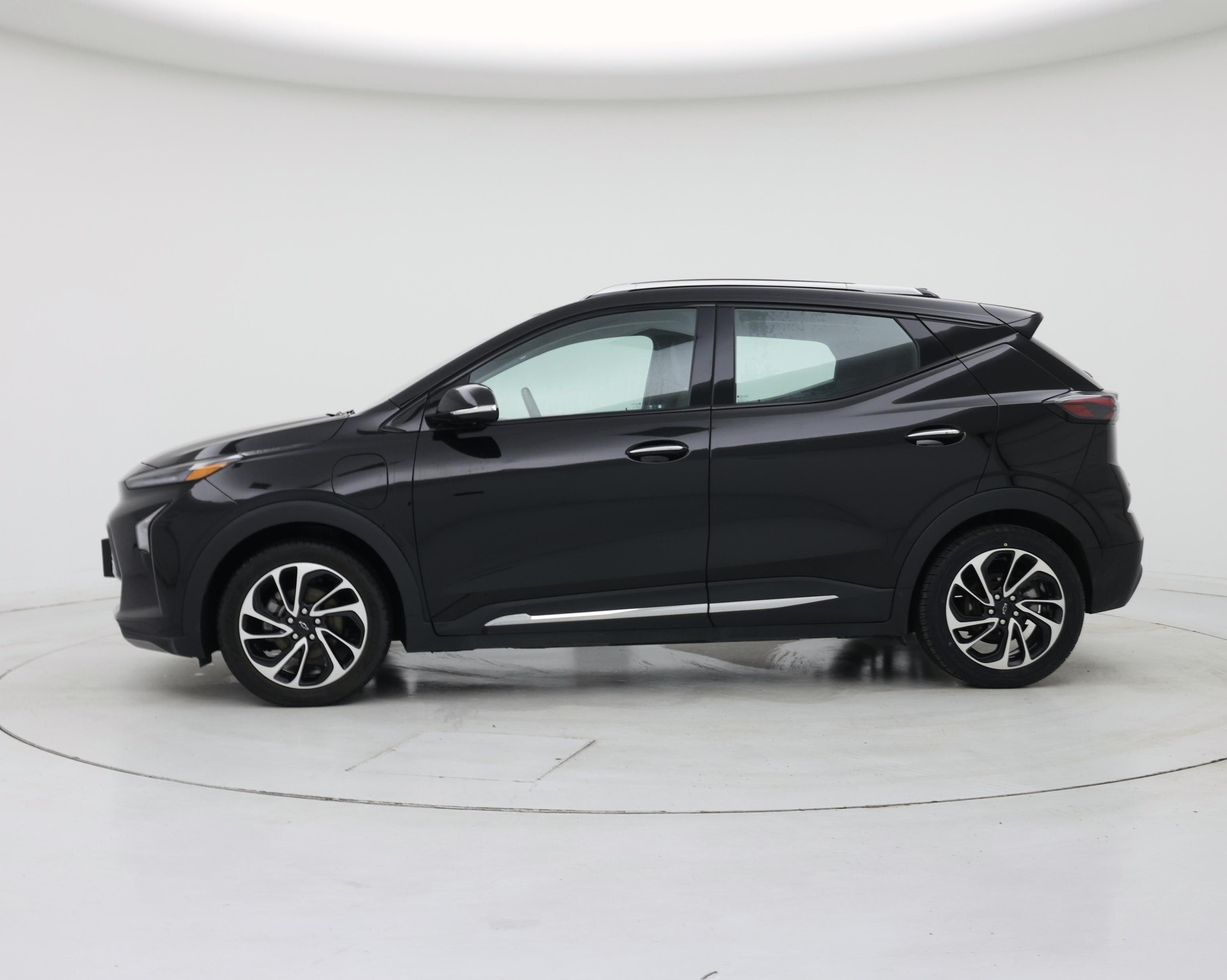 Thumbnail: 2023 Chevrolet Bolt EUV - 3