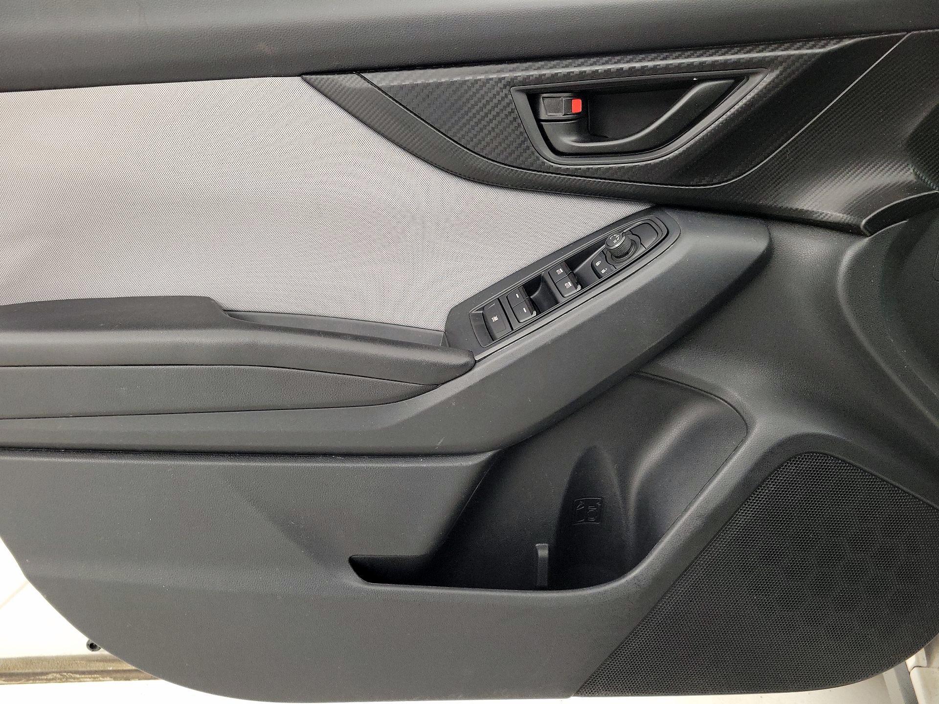 Thumbnail: 2018 Subaru Crosstrek - 12