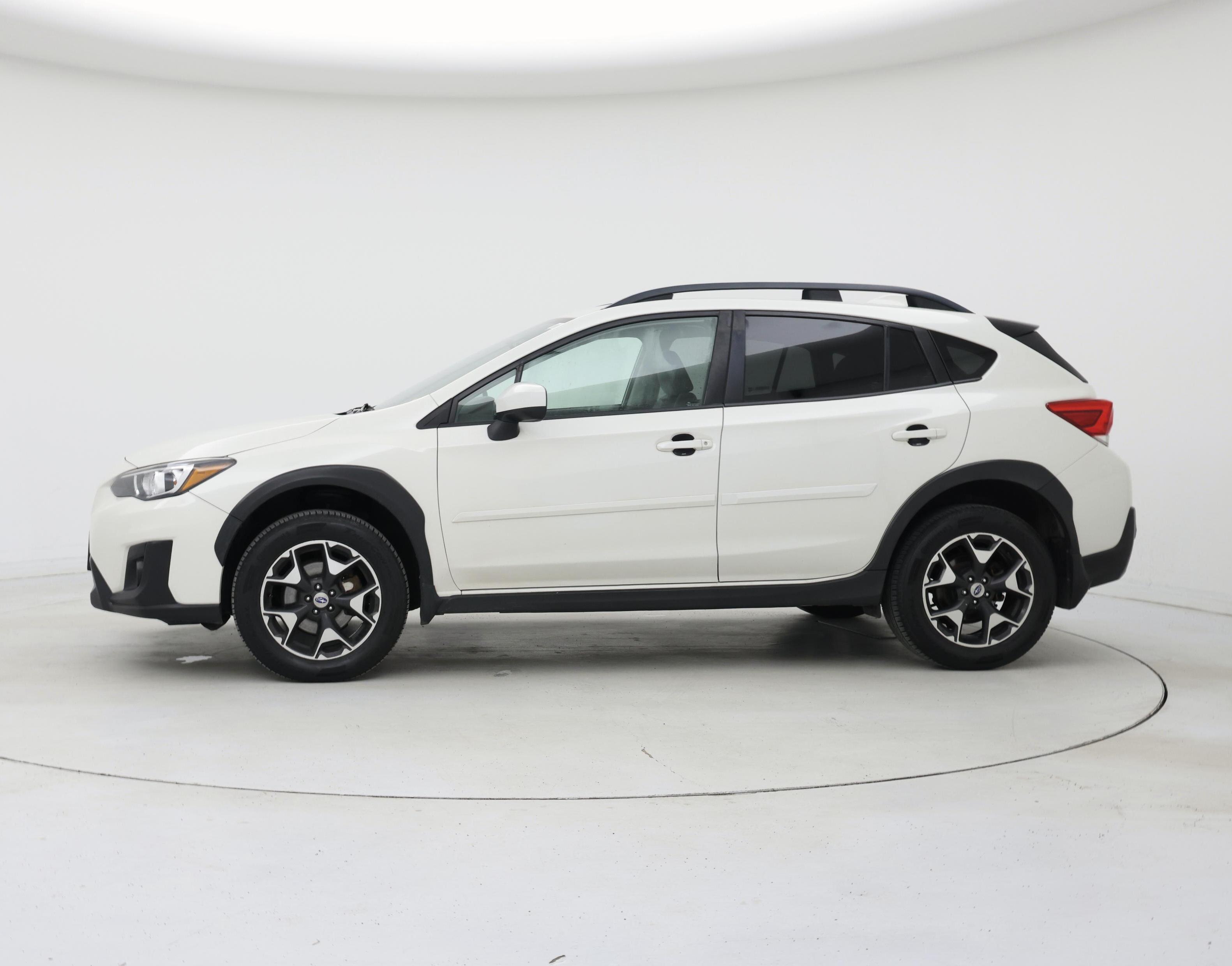 Thumbnail: 2018 Subaru Crosstrek - 3