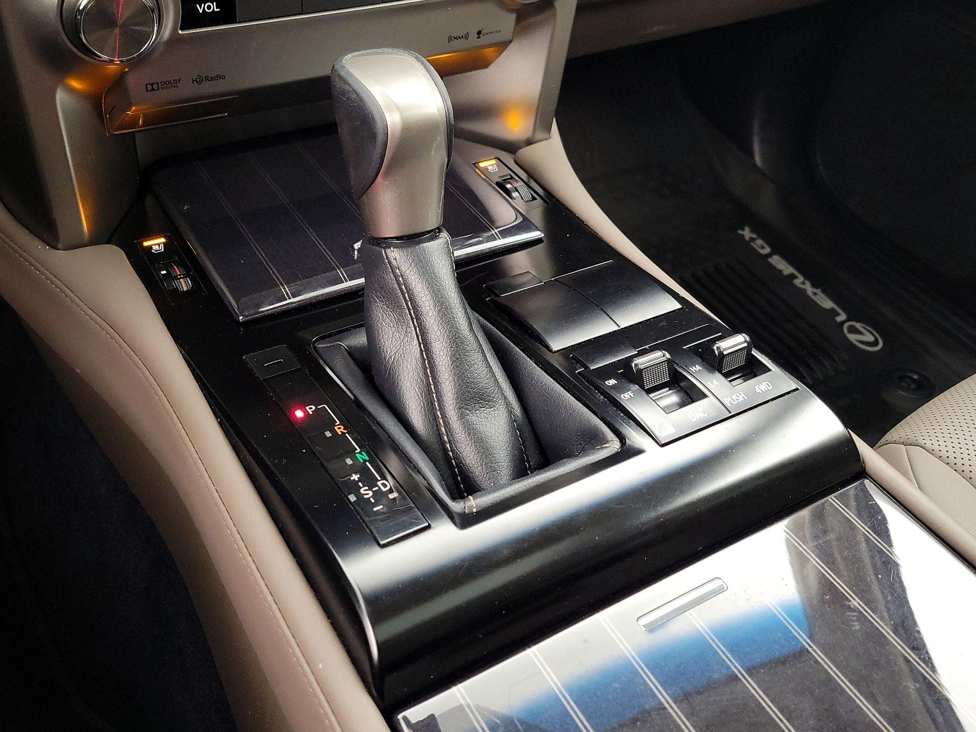 Thumbnail: 2021 Lexus GX - 18