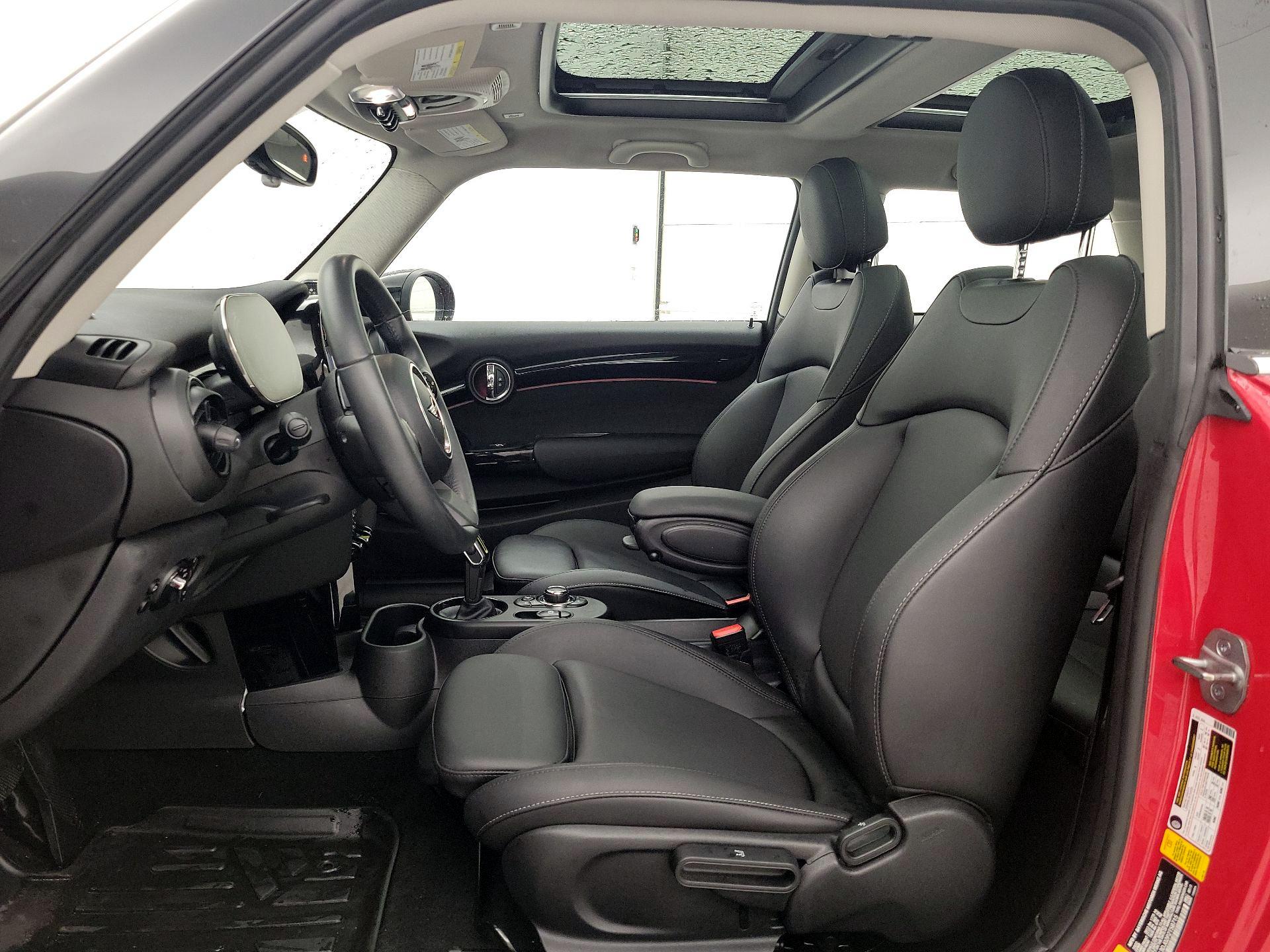 Thumbnail: 2023 MINI Cooper Hardtop - 11