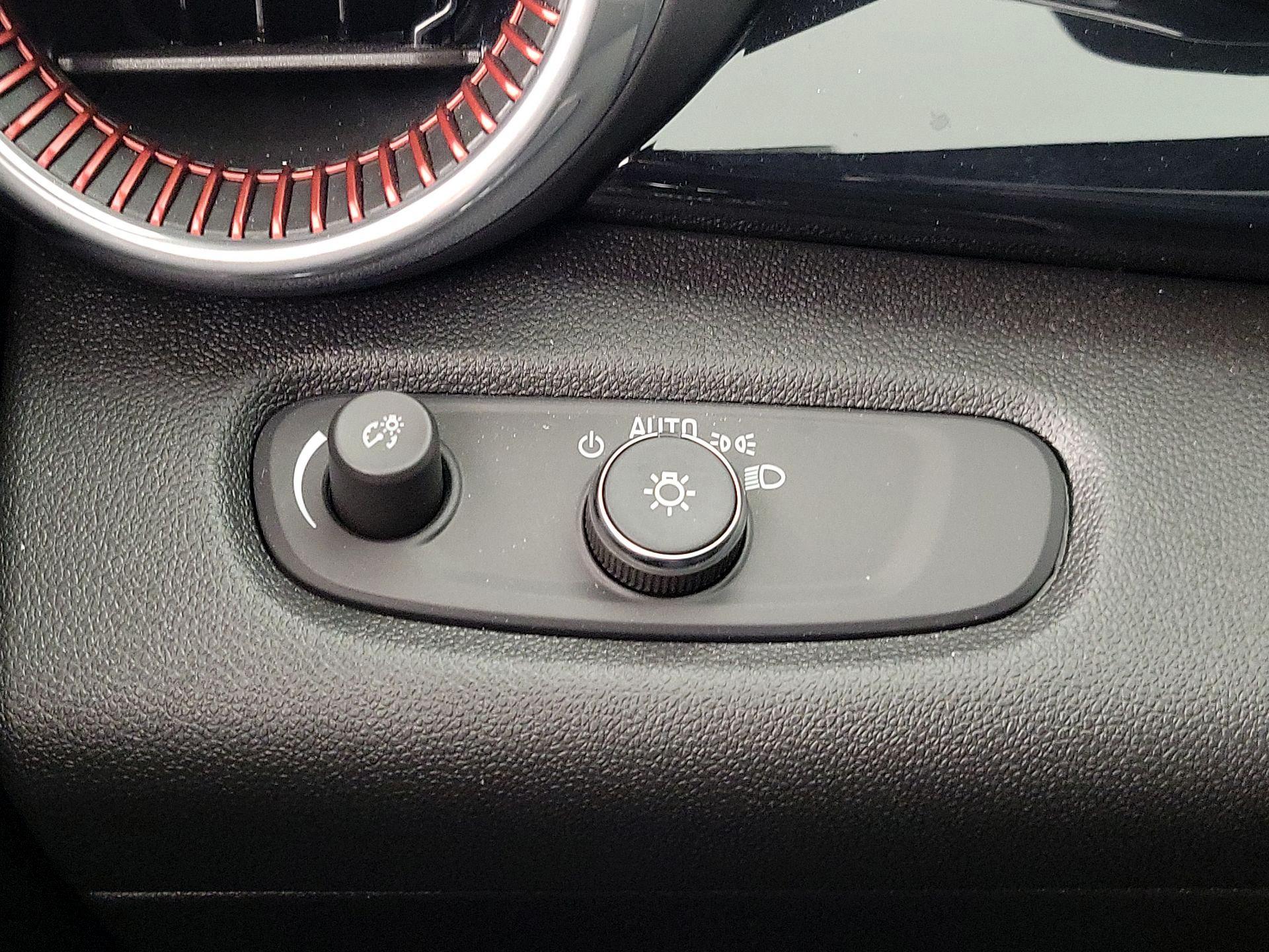 Thumbnail: 2025 Chevrolet Trax - 13