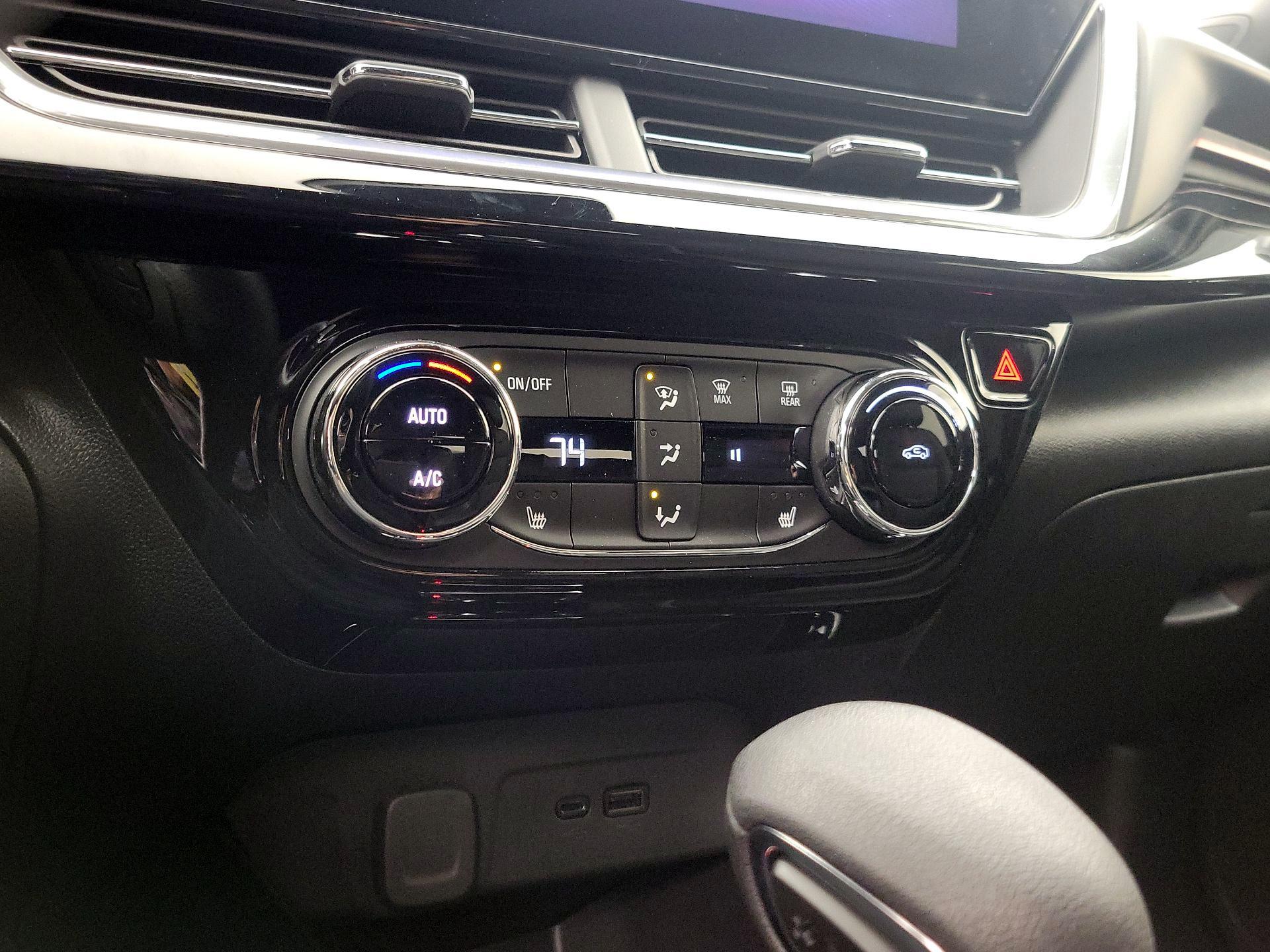 Thumbnail: 2025 Chevrolet Trax - 16