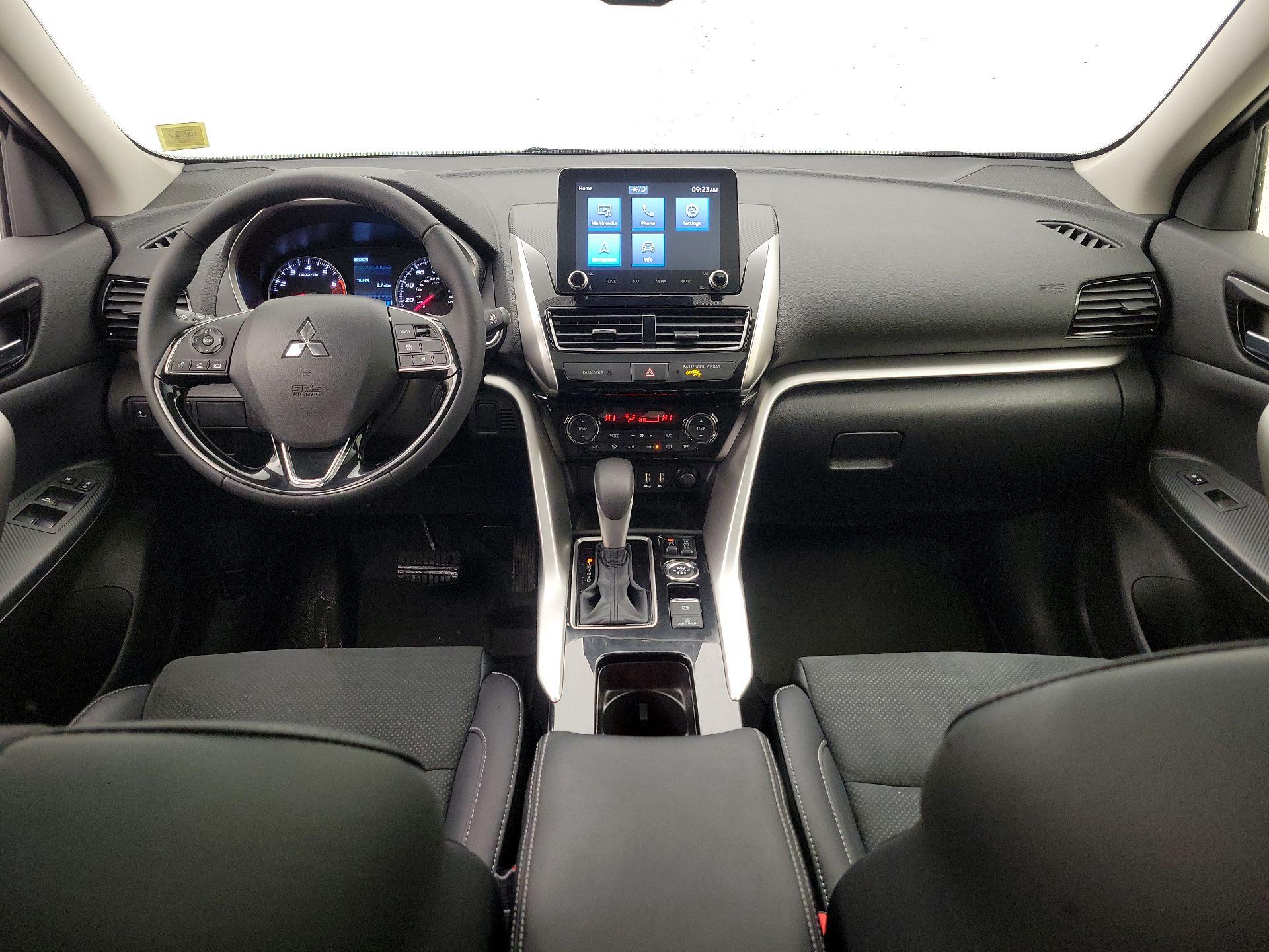 Thumbnail: 2024 Mitsubishi Eclipse Cross - 9