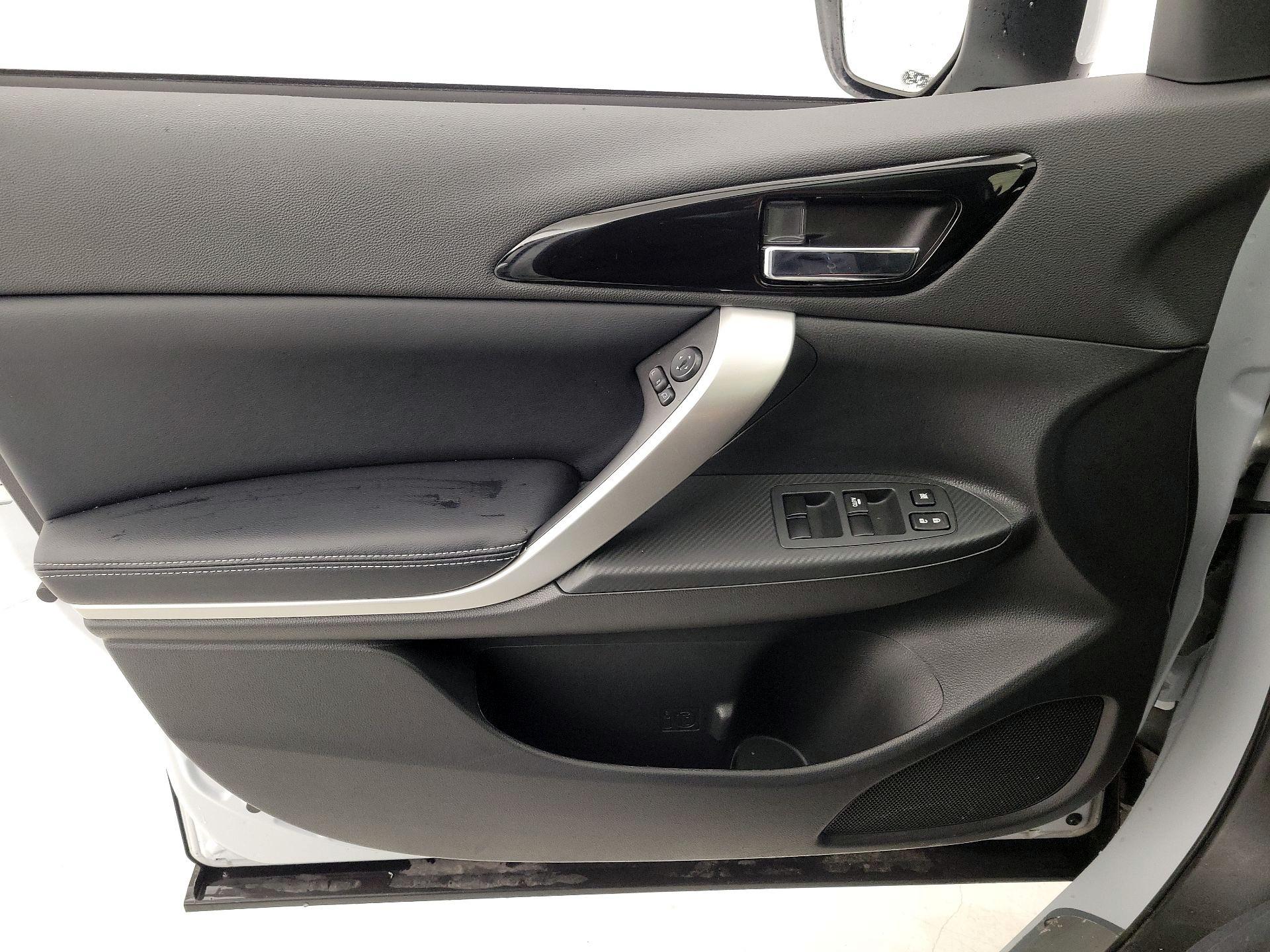 Thumbnail: 2024 Mitsubishi Eclipse Cross - 12