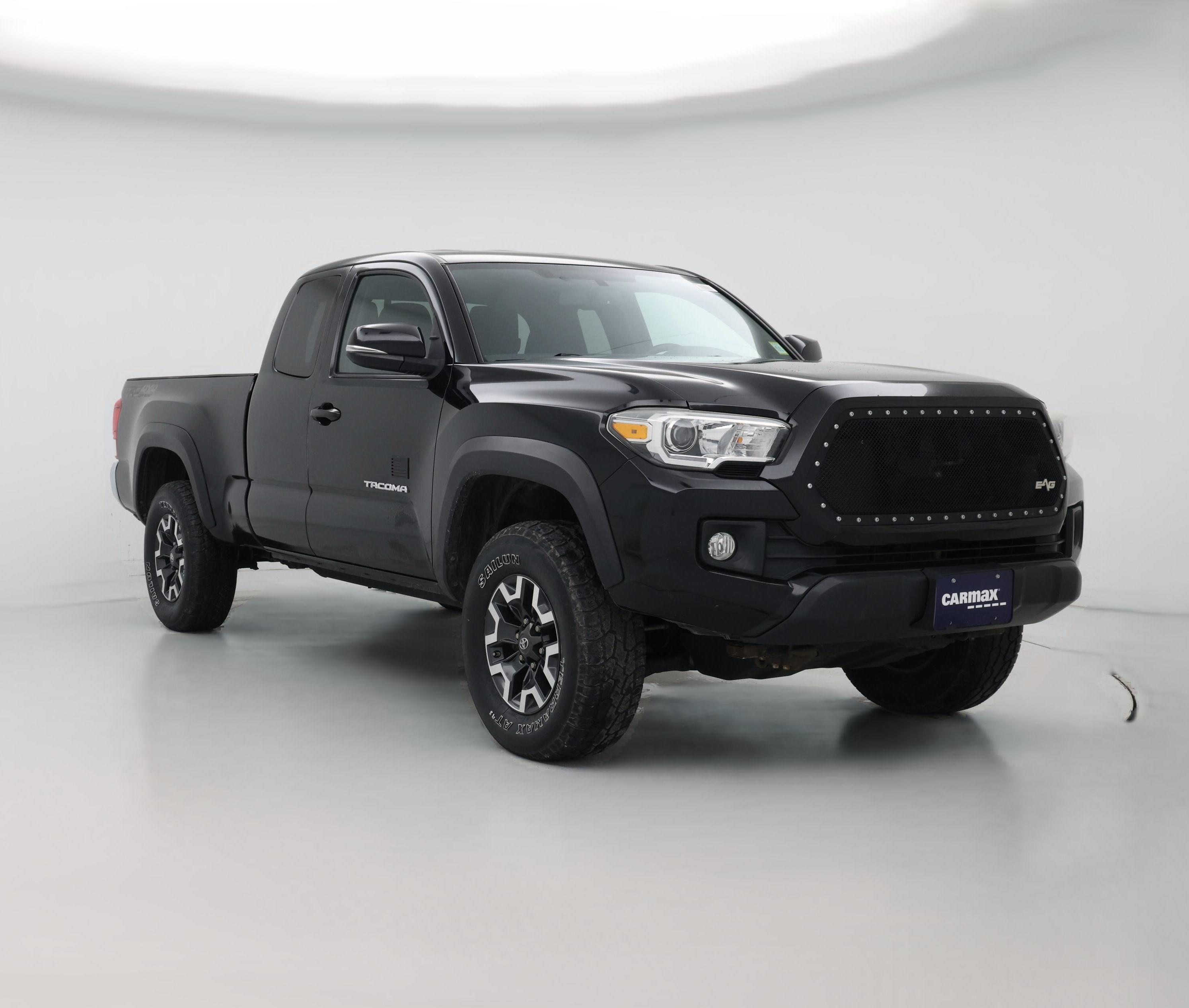 Thumbnail: 2017 Toyota Tacoma - 1