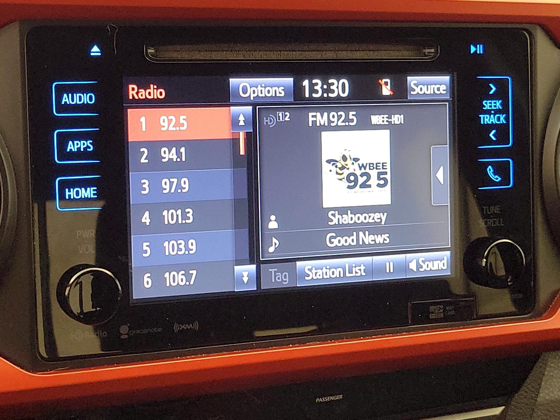 Thumbnail: 2017 Toyota Tacoma - 16