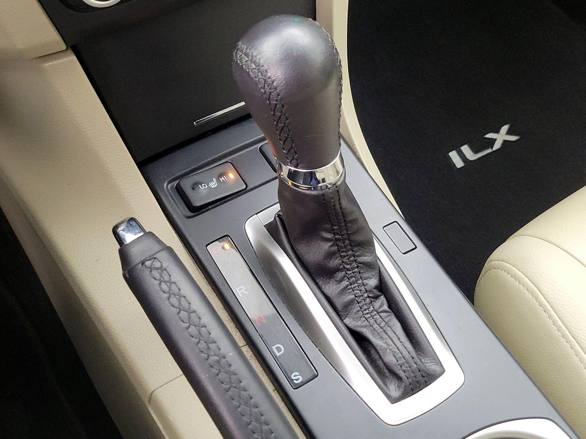 Thumbnail: 2016 Acura ILX - 16