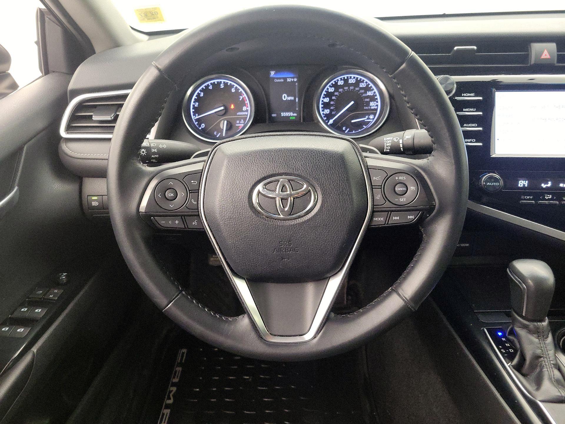 Thumbnail: 2018 Toyota Camry - 10