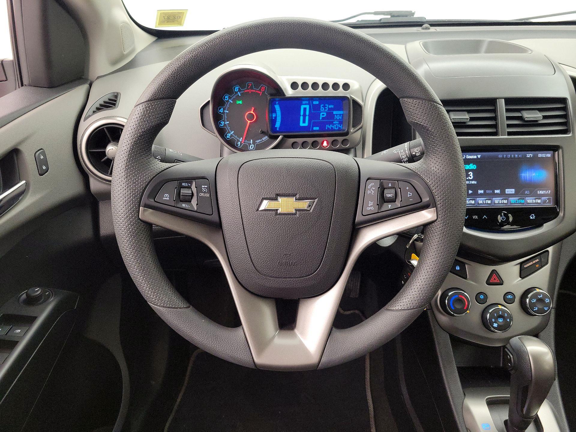 Thumbnail: 2016 Chevrolet Sonic - 10