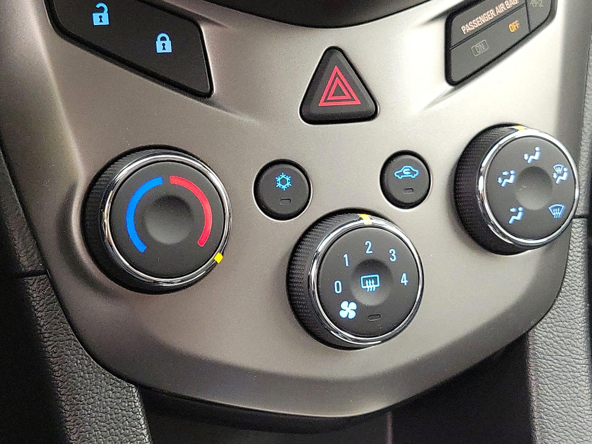 Thumbnail: 2016 Chevrolet Sonic - 15