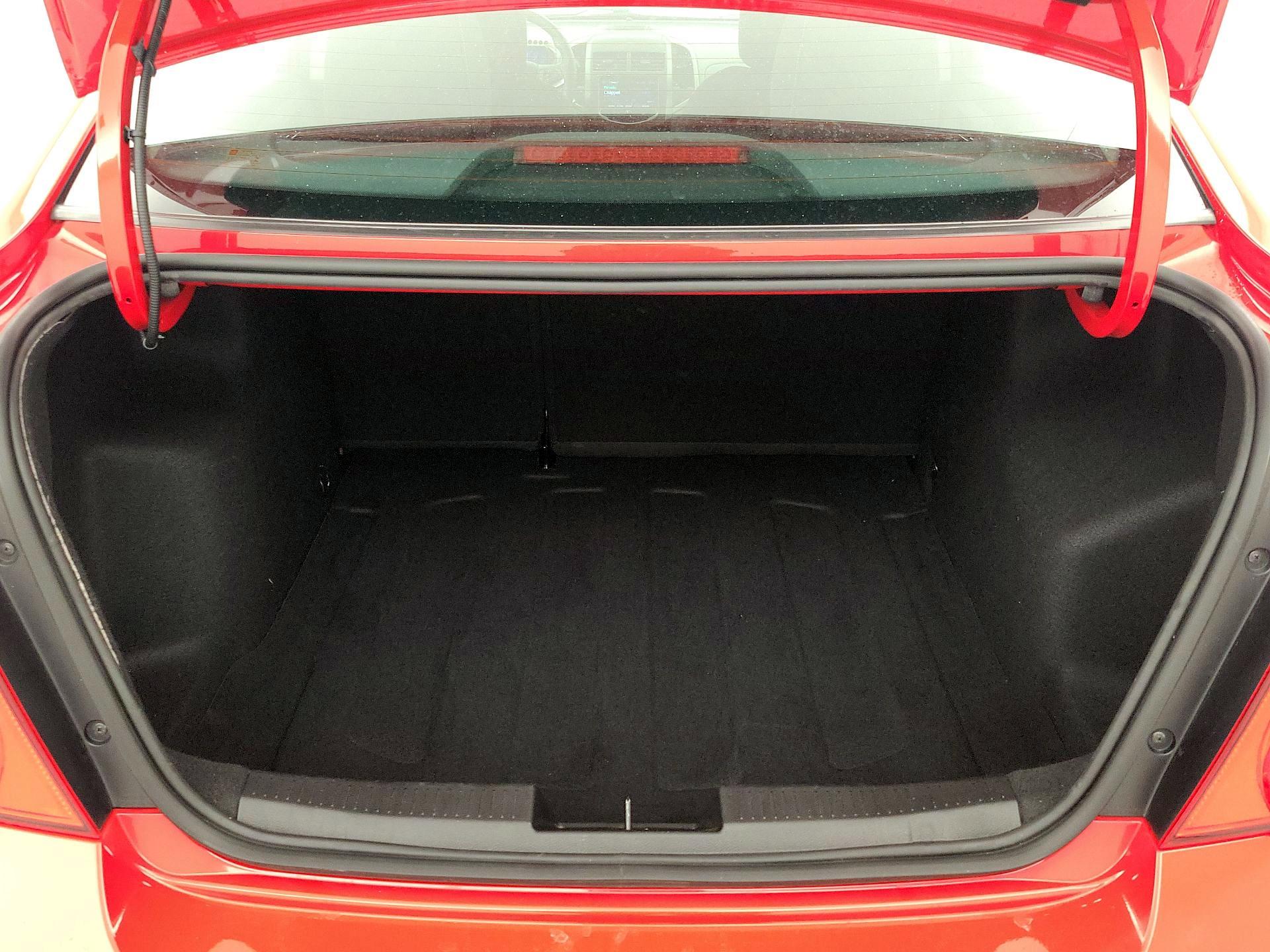 Thumbnail: 2016 Chevrolet Sonic - 19