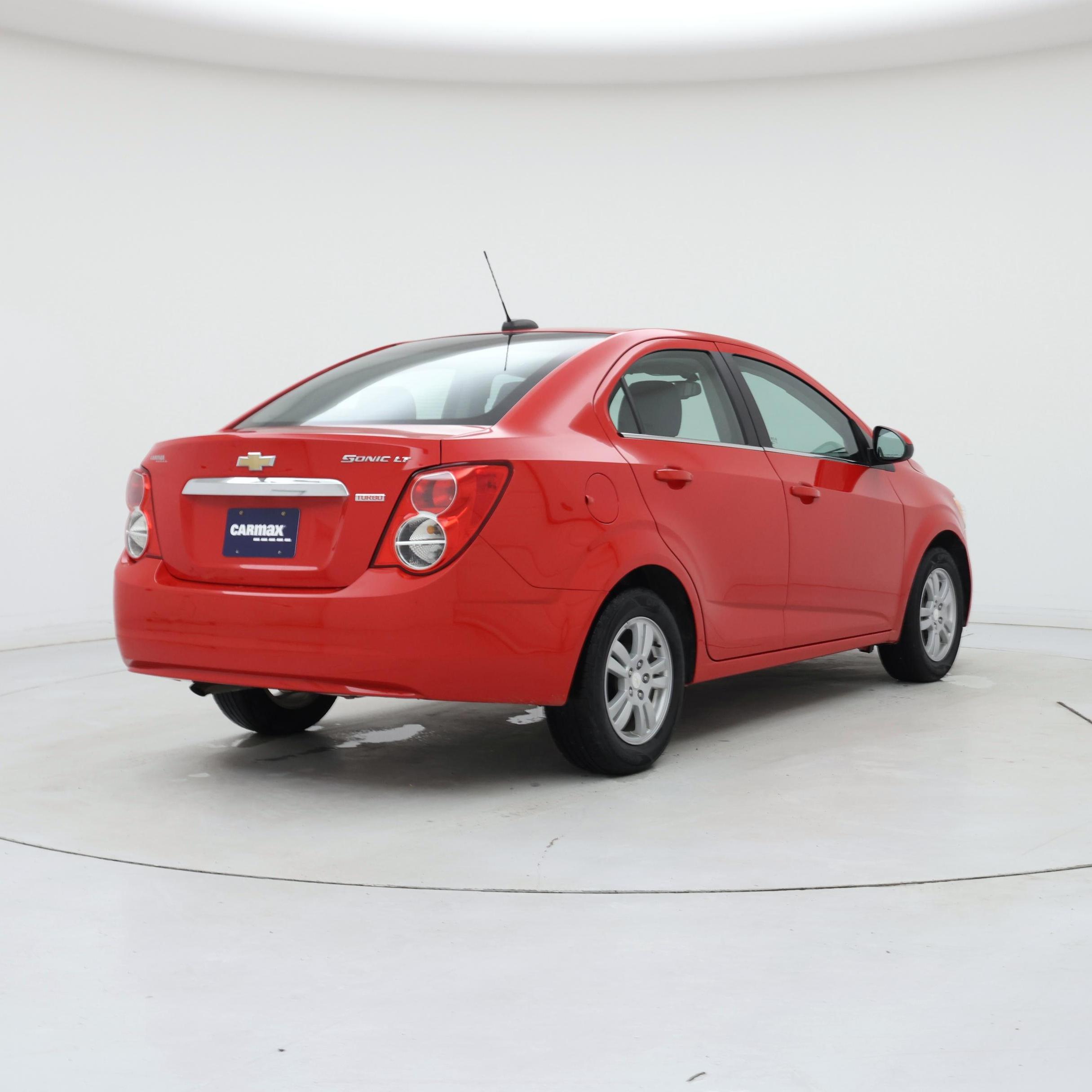 Thumbnail: 2016 Chevrolet Sonic - 8