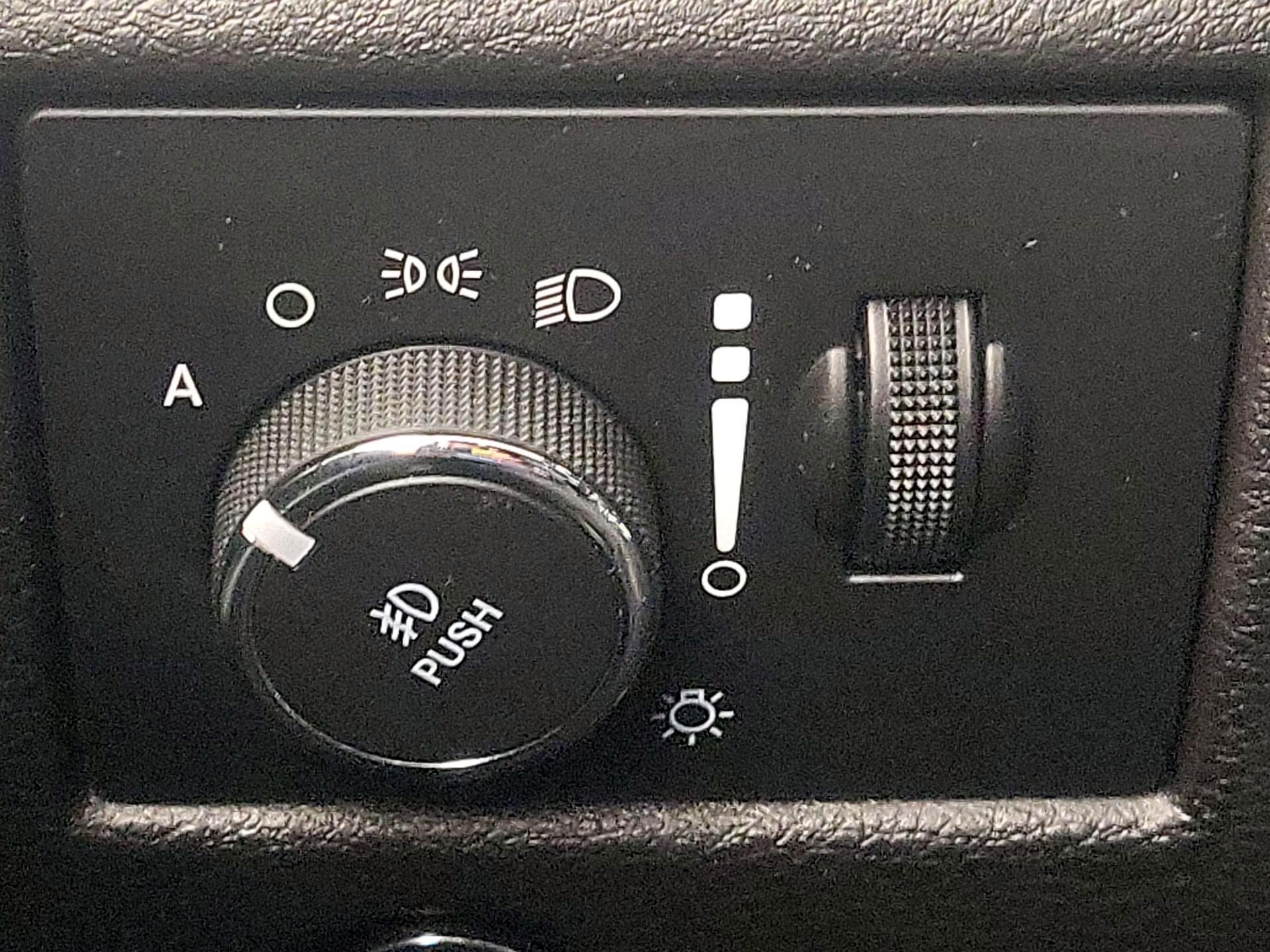 Thumbnail: 2021 Jeep Grand Cherokee - 13