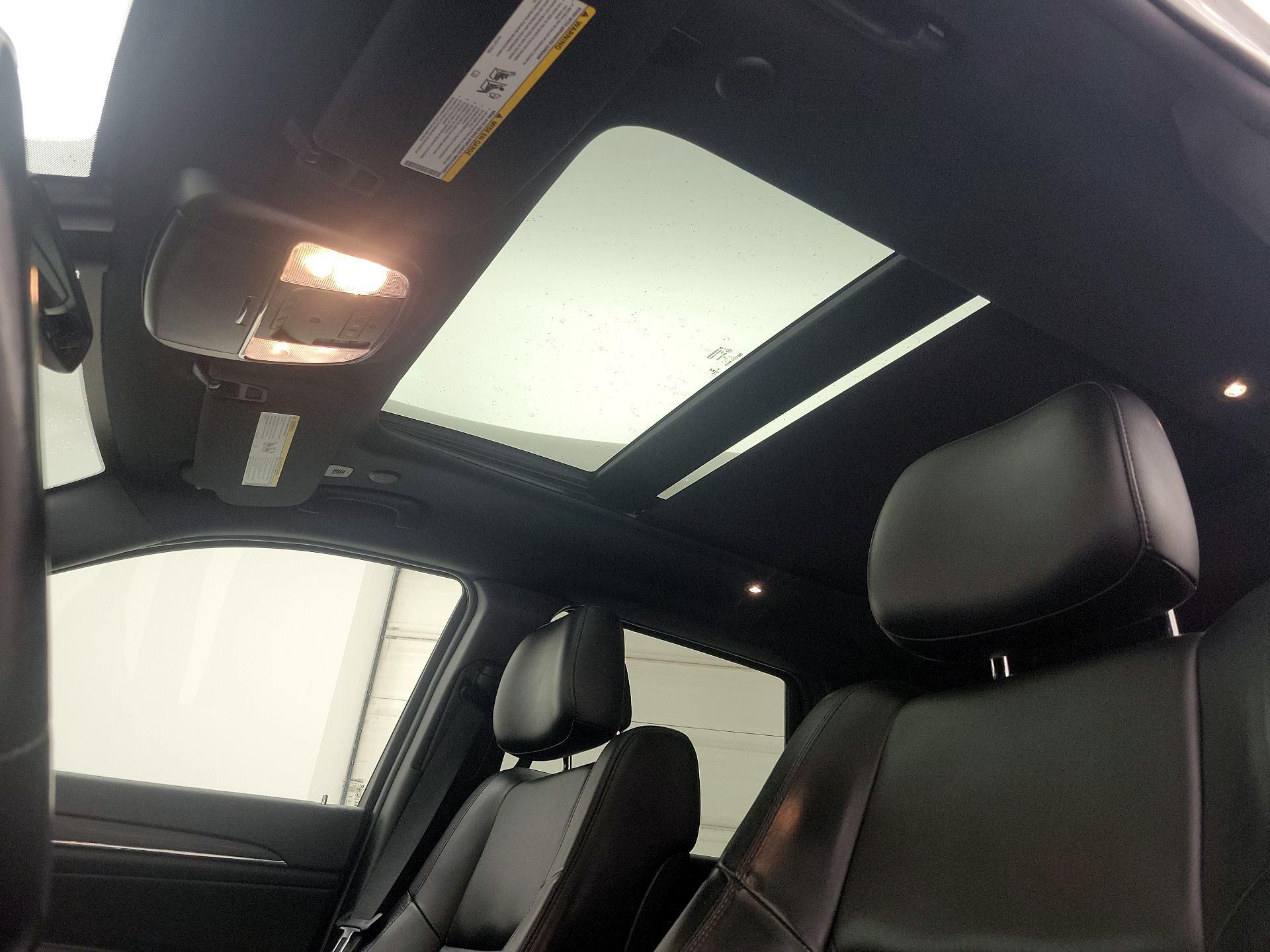 Thumbnail: 2021 Jeep Grand Cherokee - 20