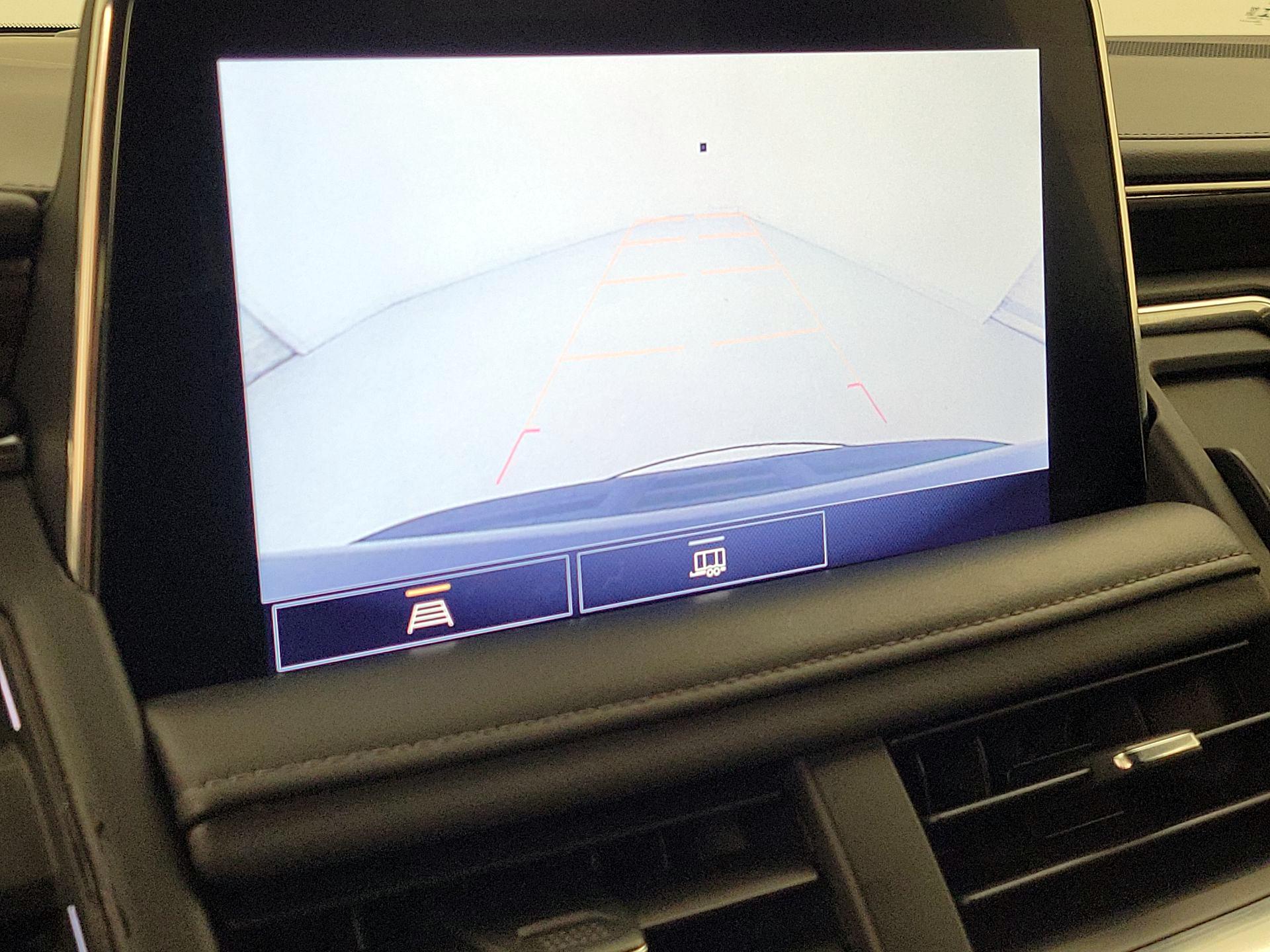 Thumbnail: 2021 Chevrolet Tahoe - 14