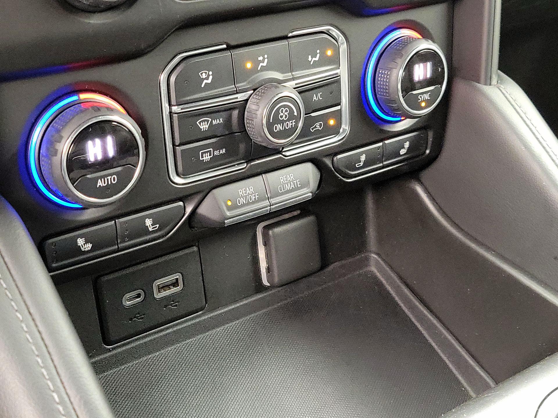 Thumbnail: 2021 Chevrolet Tahoe - 16