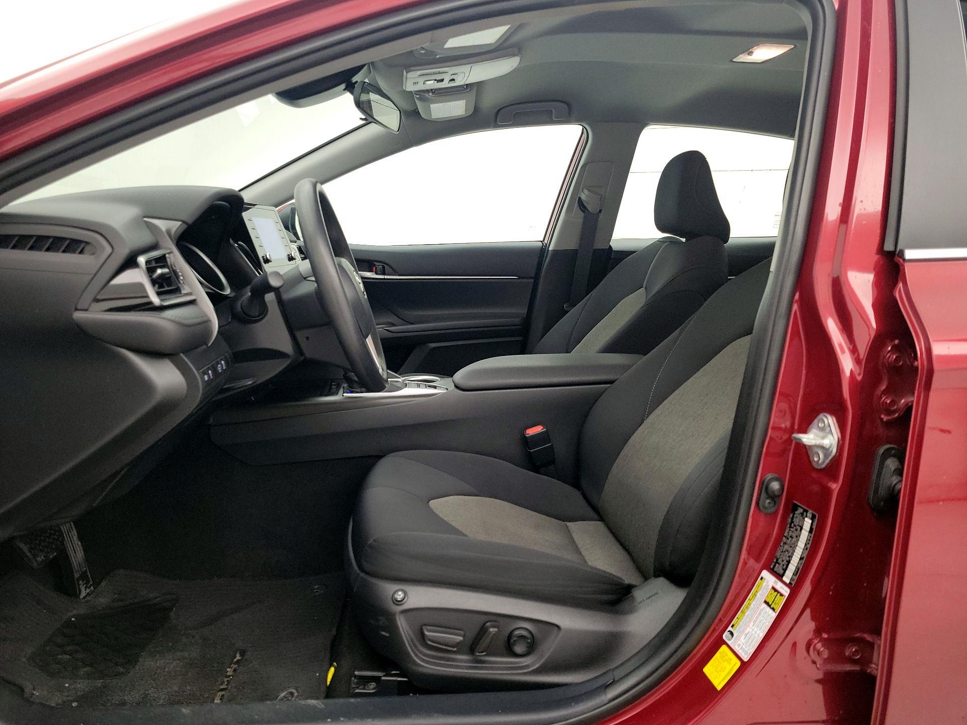 Thumbnail: 2021 Toyota Camry - 11