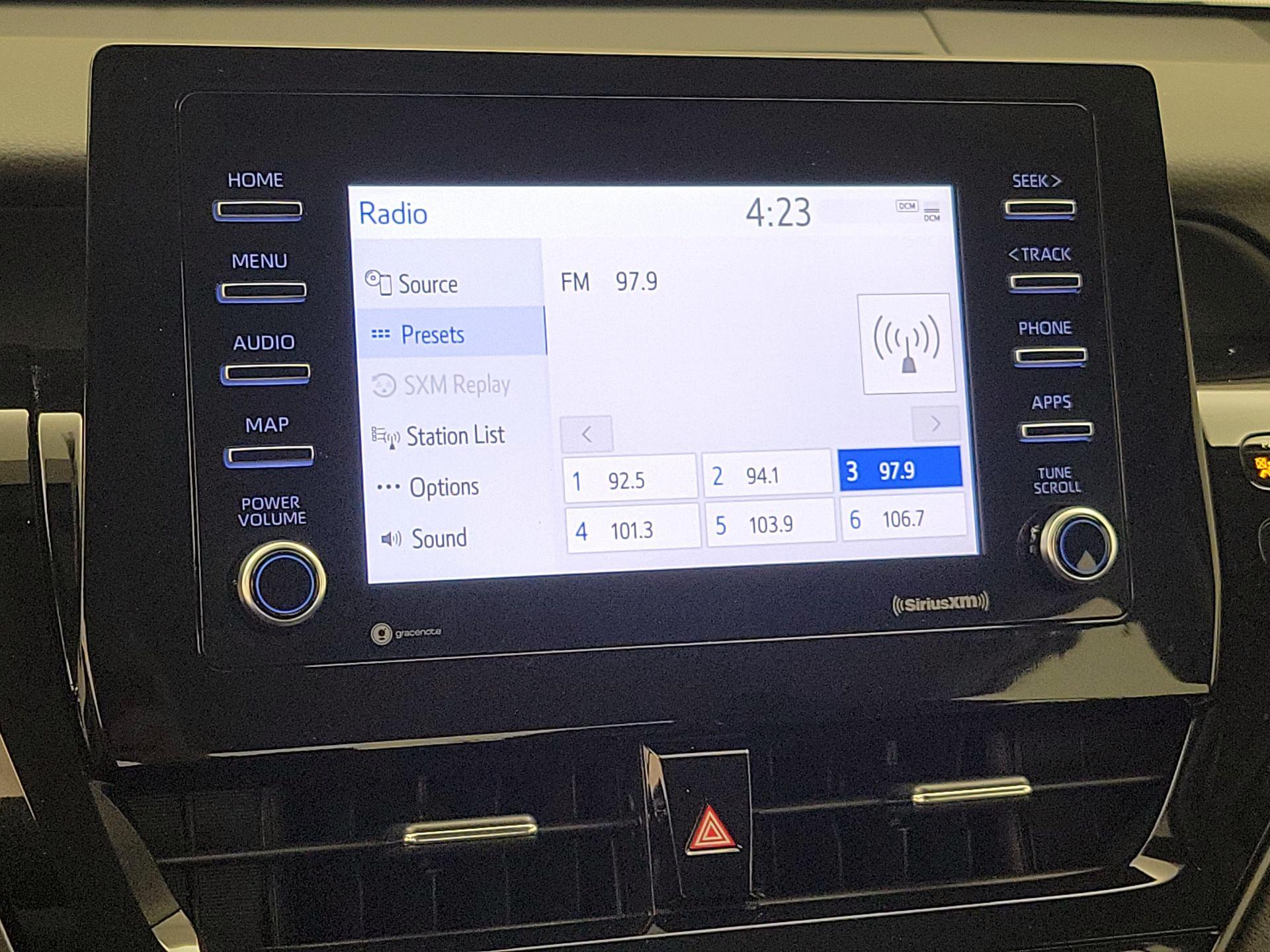 Thumbnail: 2021 Toyota Camry - 15