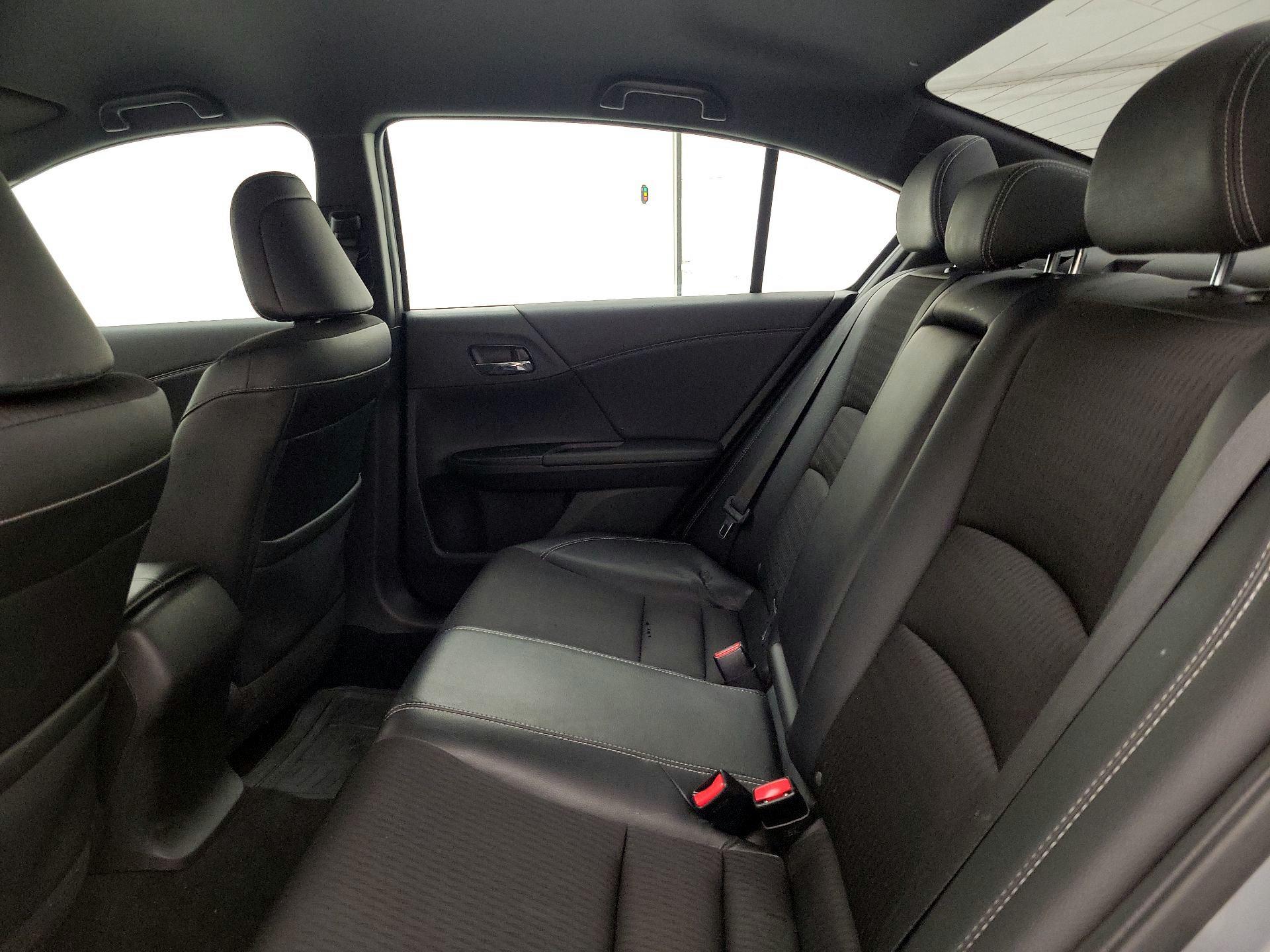 Thumbnail: 2017 Honda Accord - 19