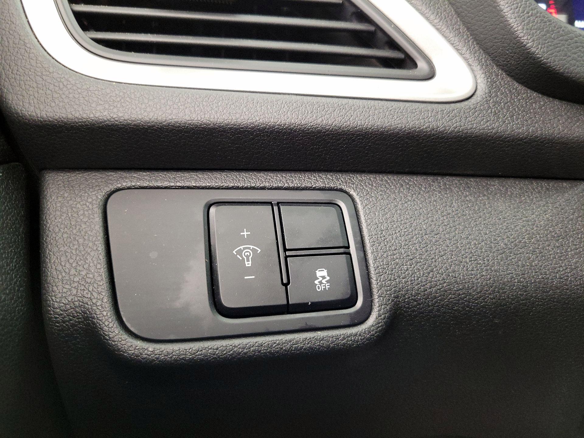 Thumbnail: 2022 Hyundai Accent - 13