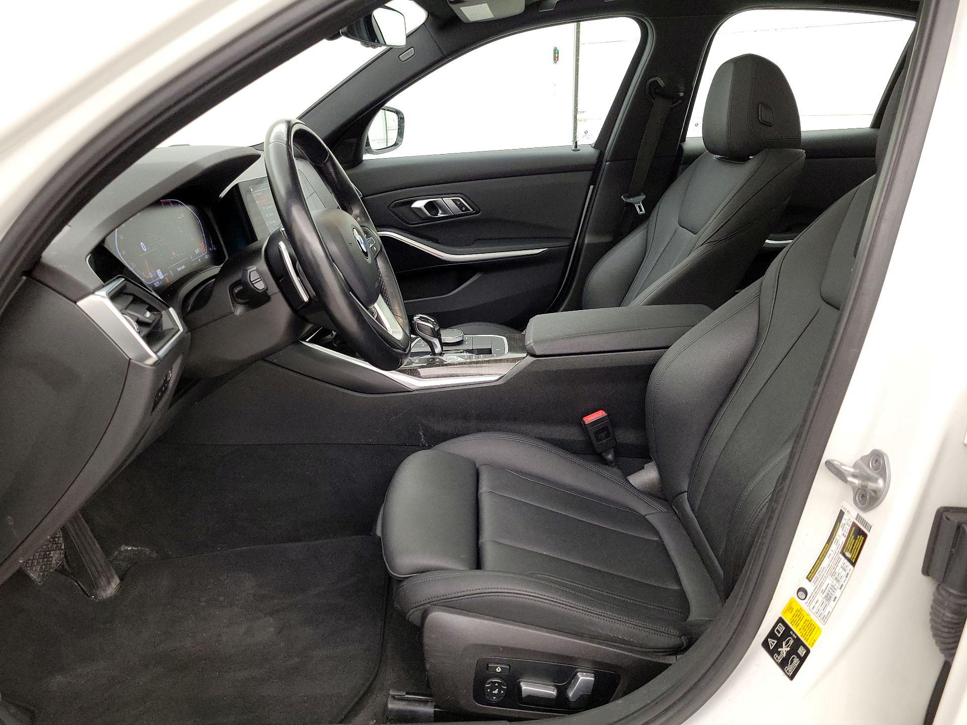 Thumbnail: 2021 BMW 3 Series - 11