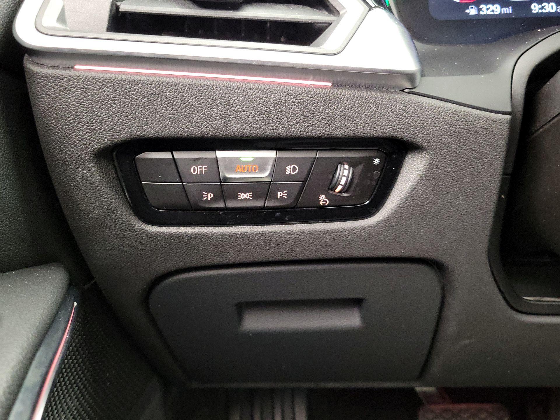 Thumbnail: 2021 BMW 3 Series - 13