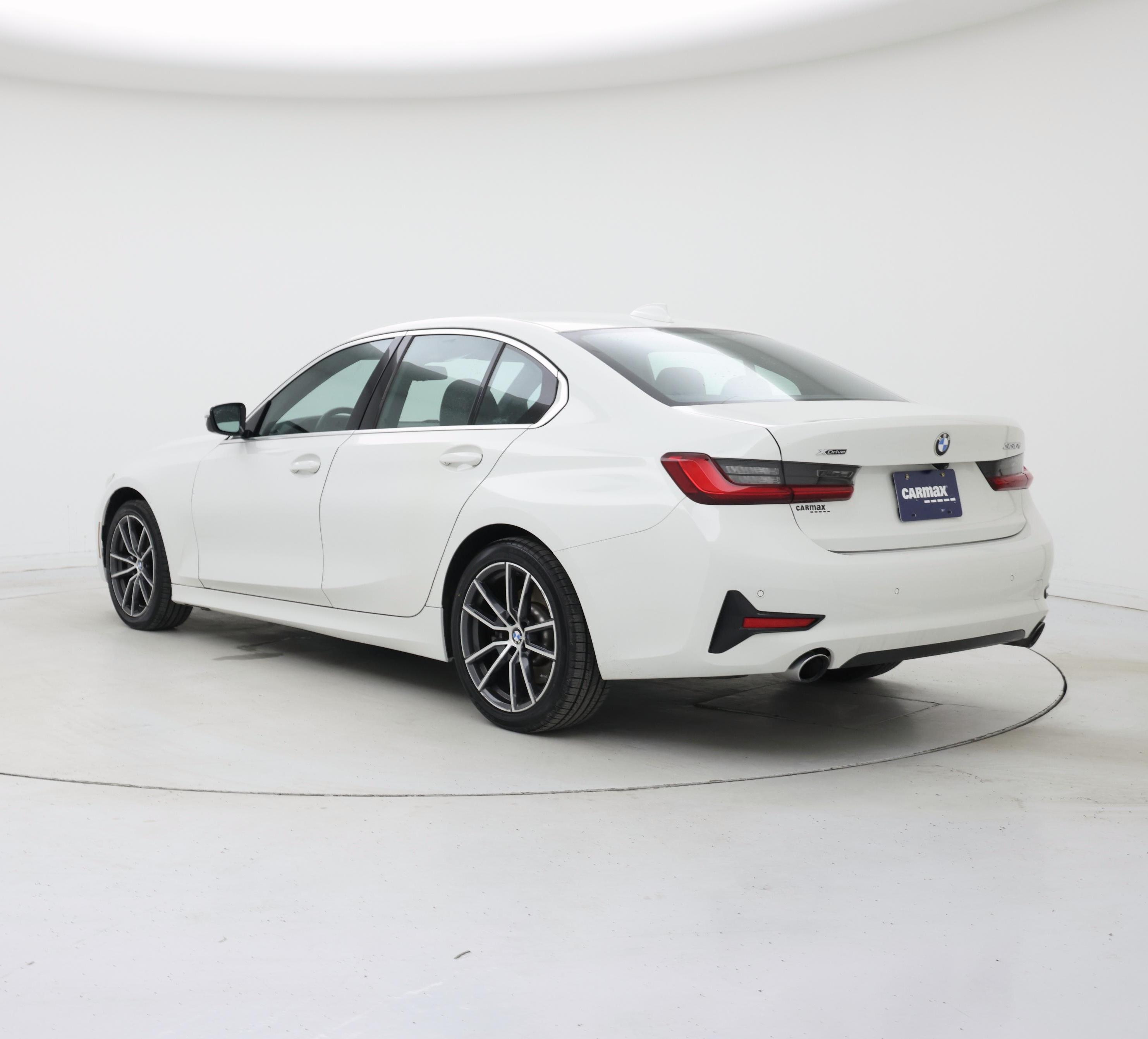 Thumbnail: 2021 BMW 3 Series - 2