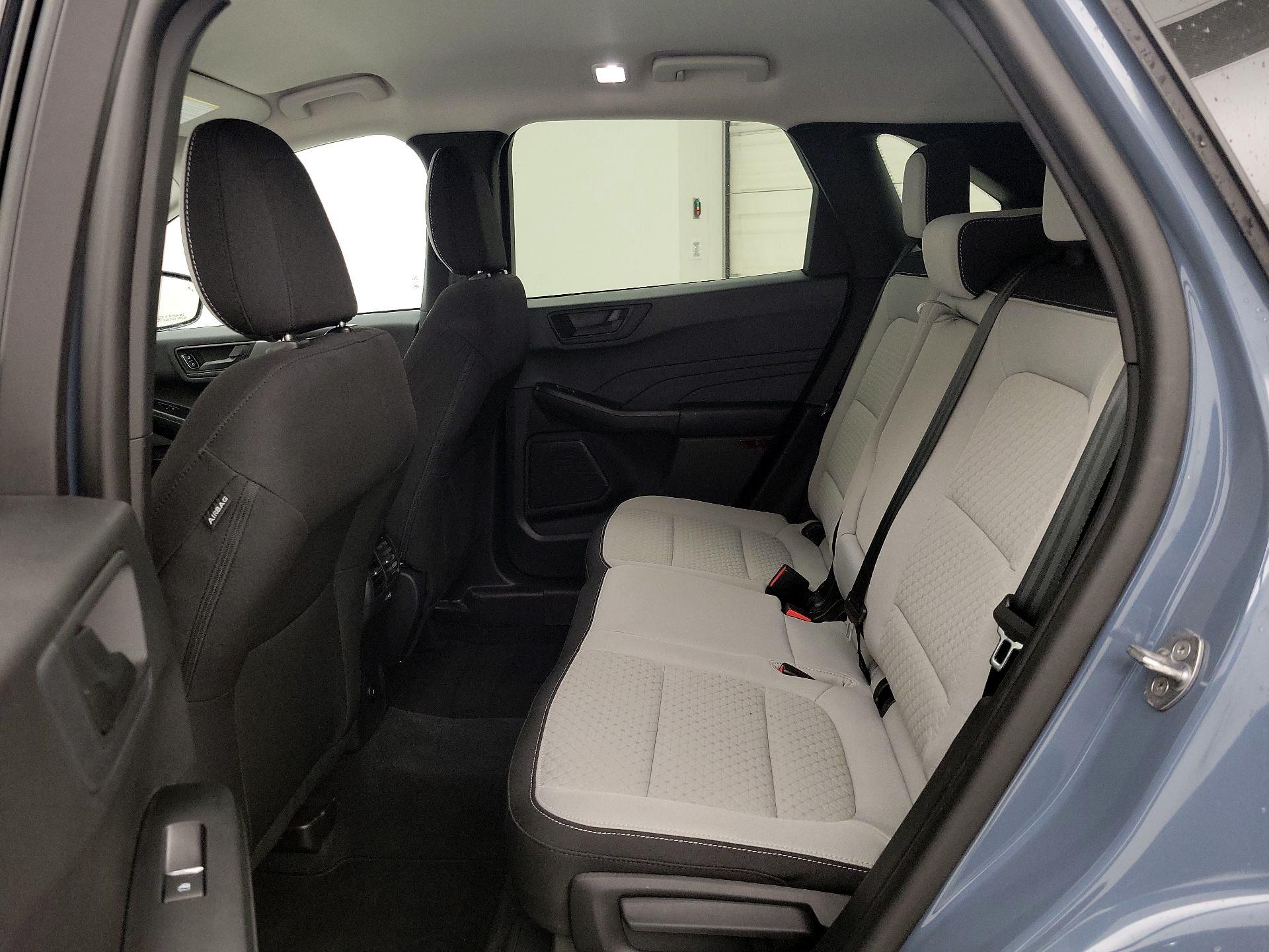 Thumbnail: 2023 Ford Escape - 20