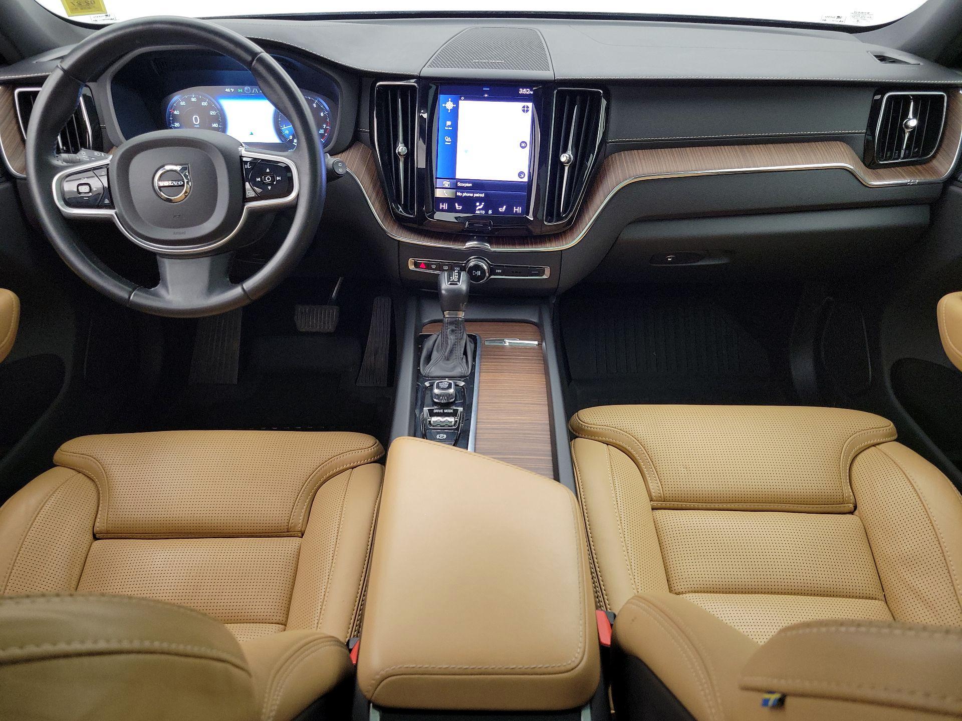 Thumbnail: 2021 Volvo XC60 - 9