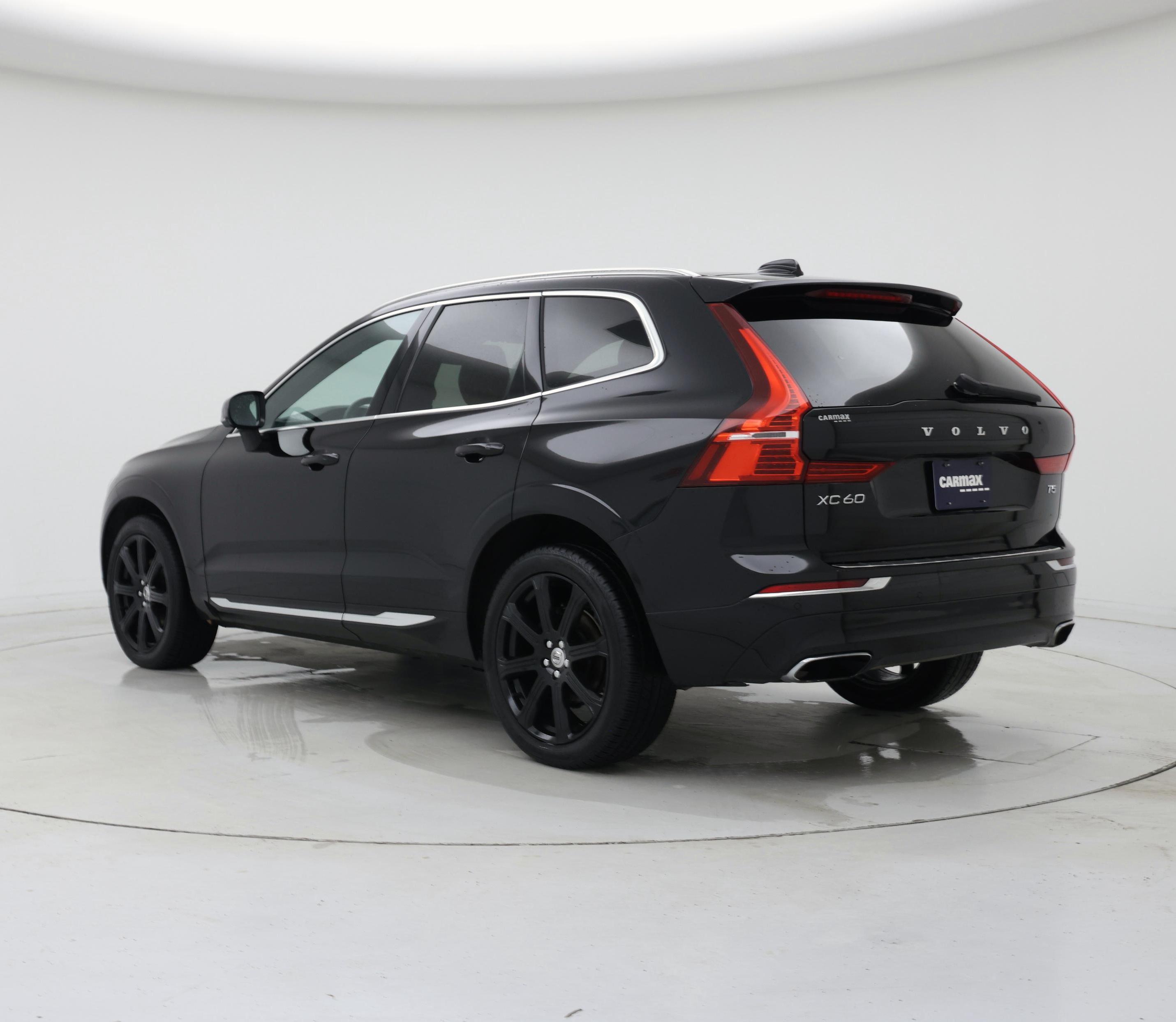 Thumbnail: 2021 Volvo XC60 - 2