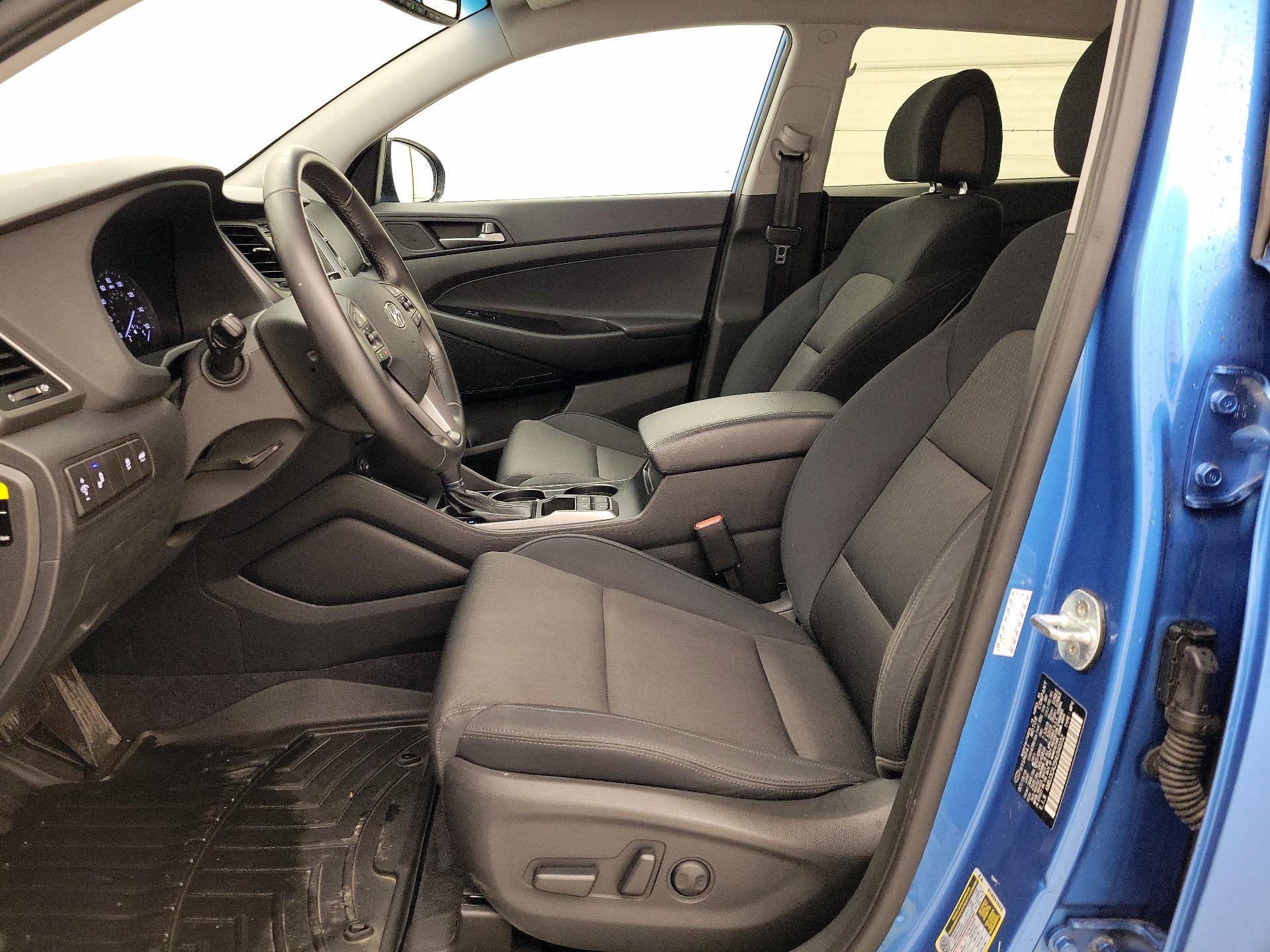 Thumbnail: 2017 Hyundai Tucson - 11