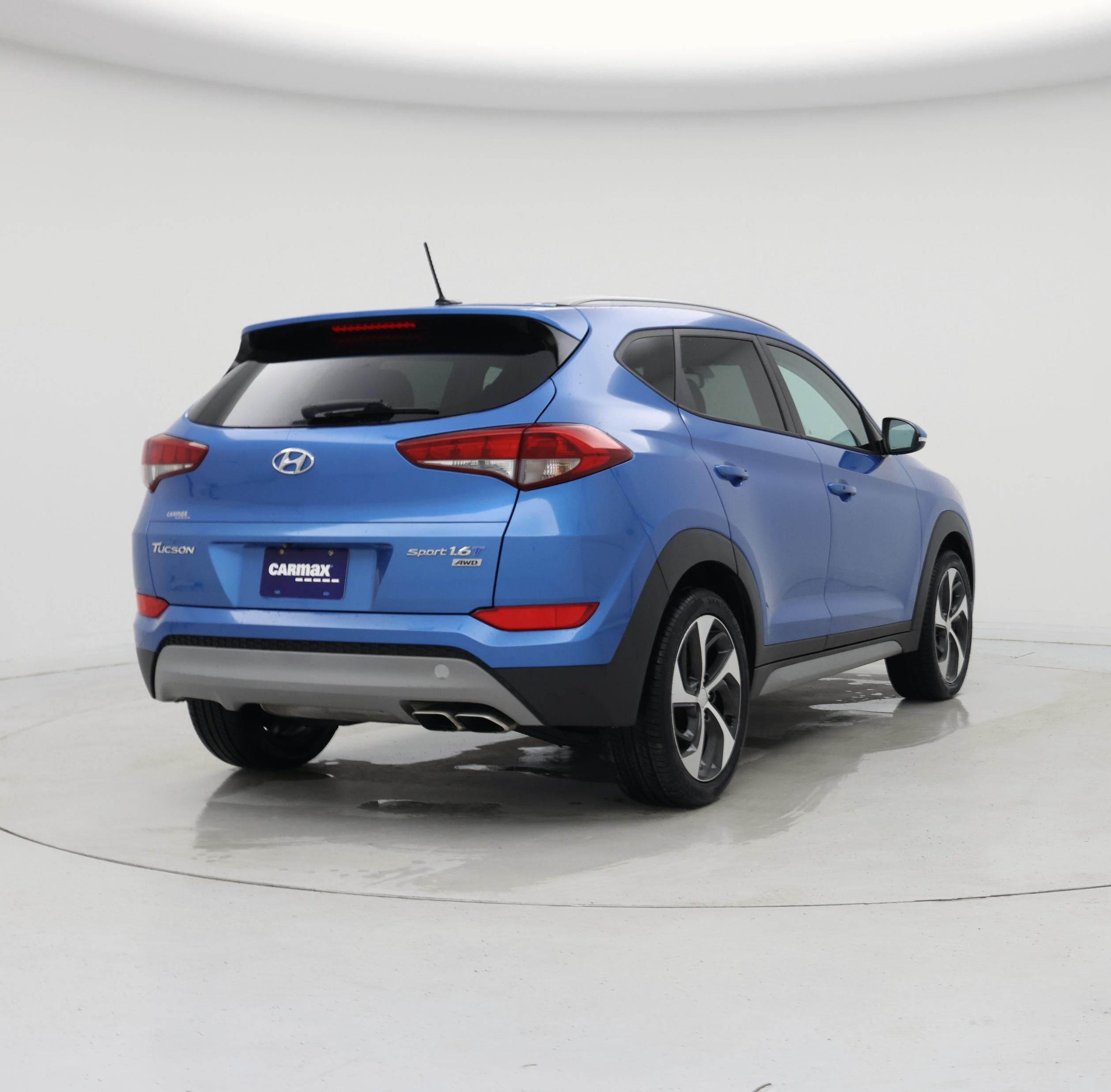Thumbnail: 2017 Hyundai Tucson - 8