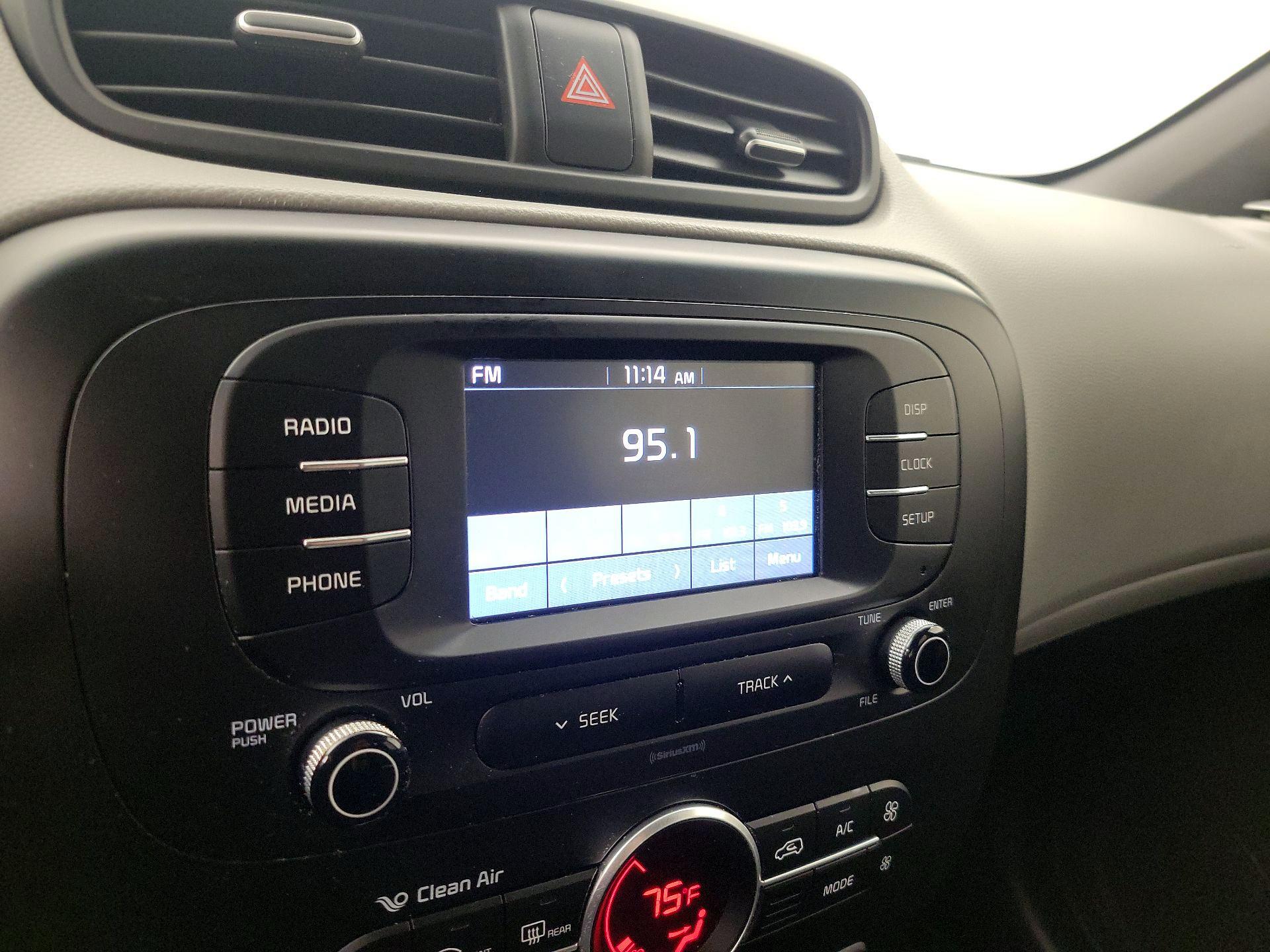 Thumbnail: 2017 Kia Soul - 15