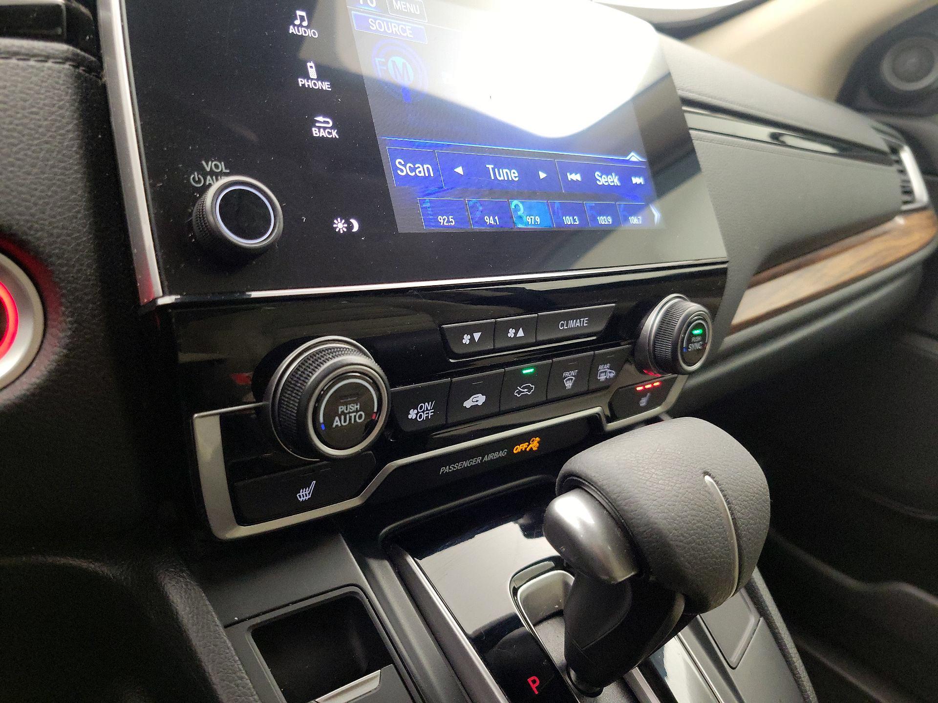 Thumbnail: 2017 Honda CR-V - 16