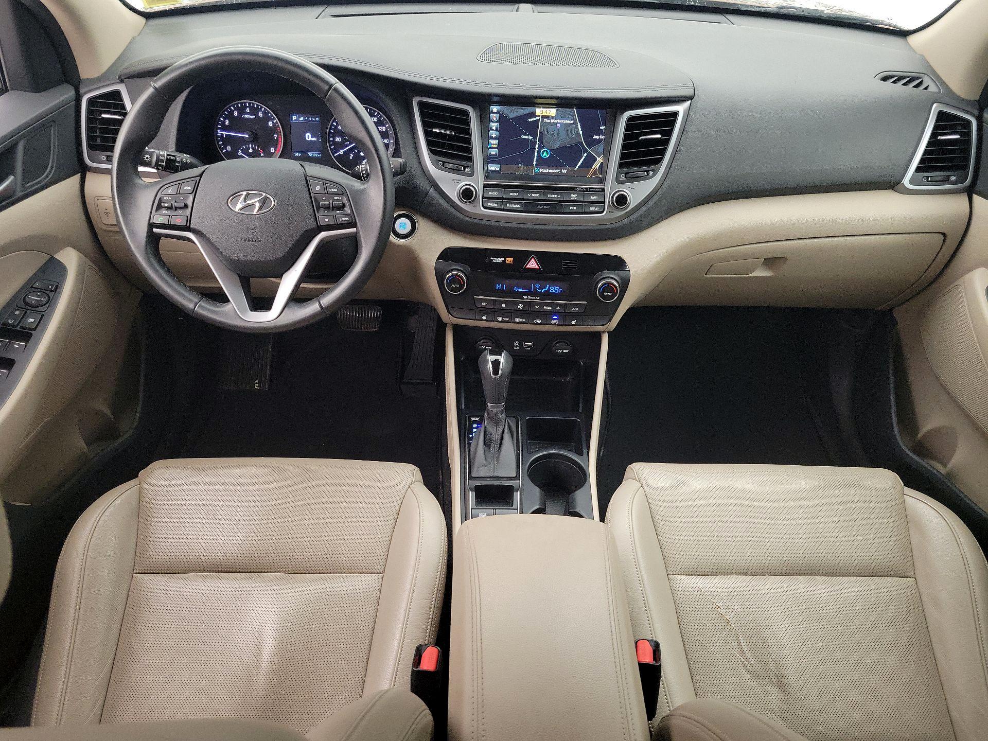 Thumbnail: 2016 Hyundai Tucson - 9