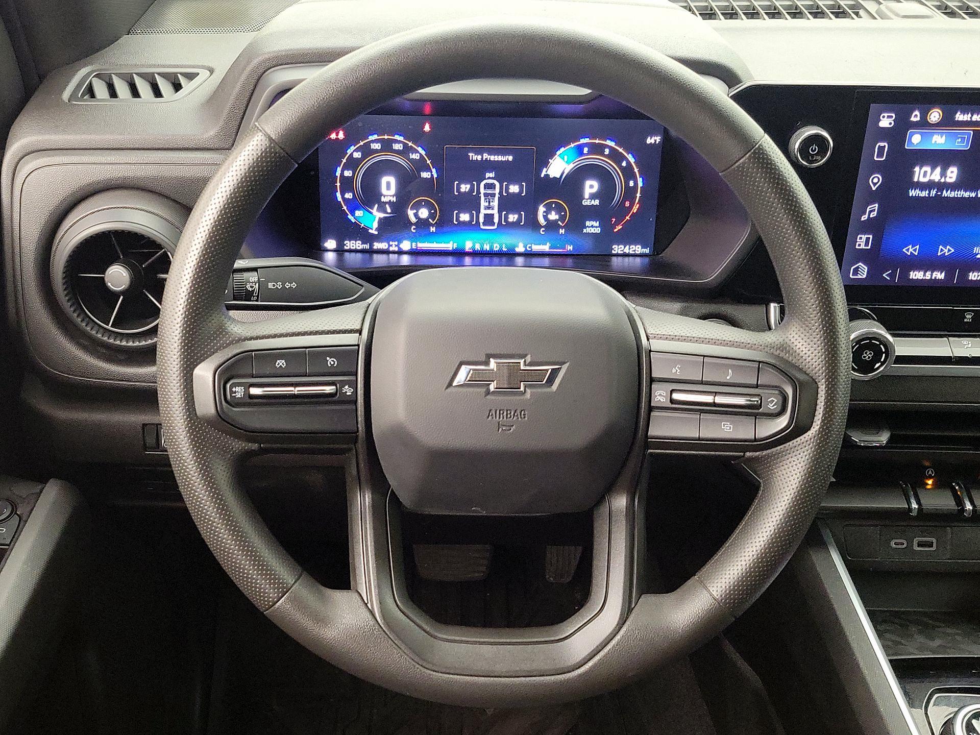 Thumbnail: 2024 Chevrolet Colorado - 10