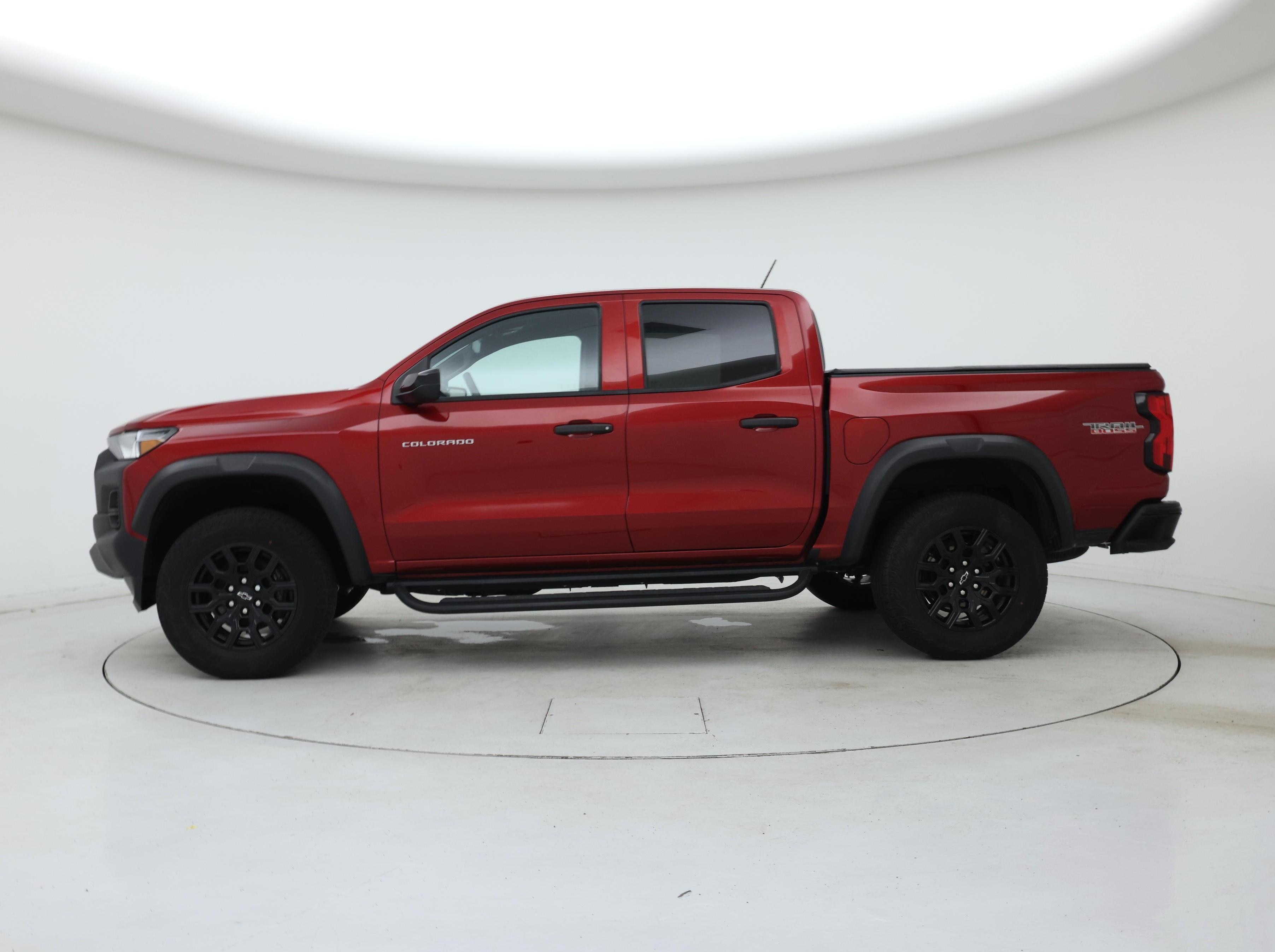 Thumbnail: 2024 Chevrolet Colorado - 3
