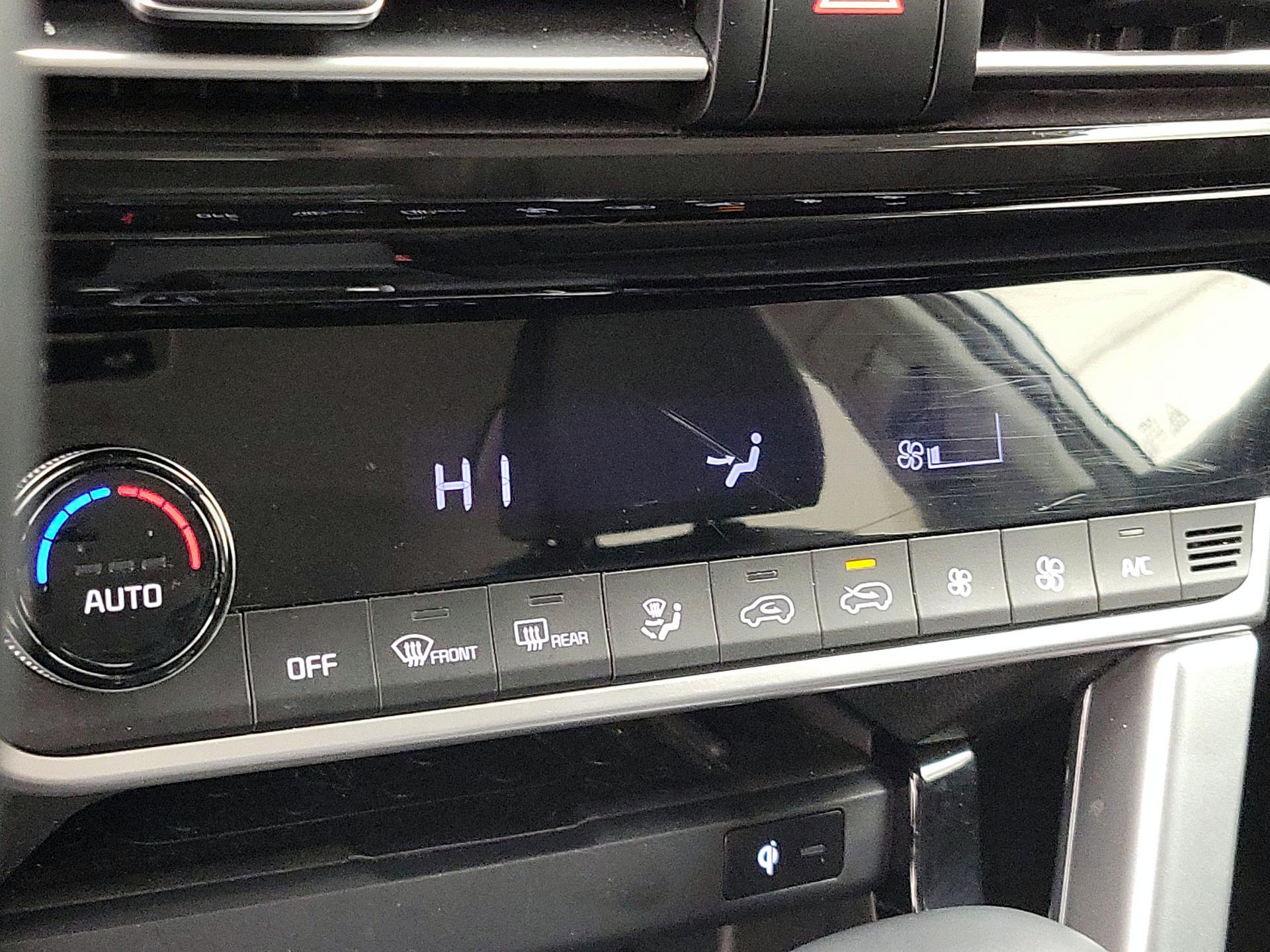 Thumbnail: 2023 Kia Seltos - 17