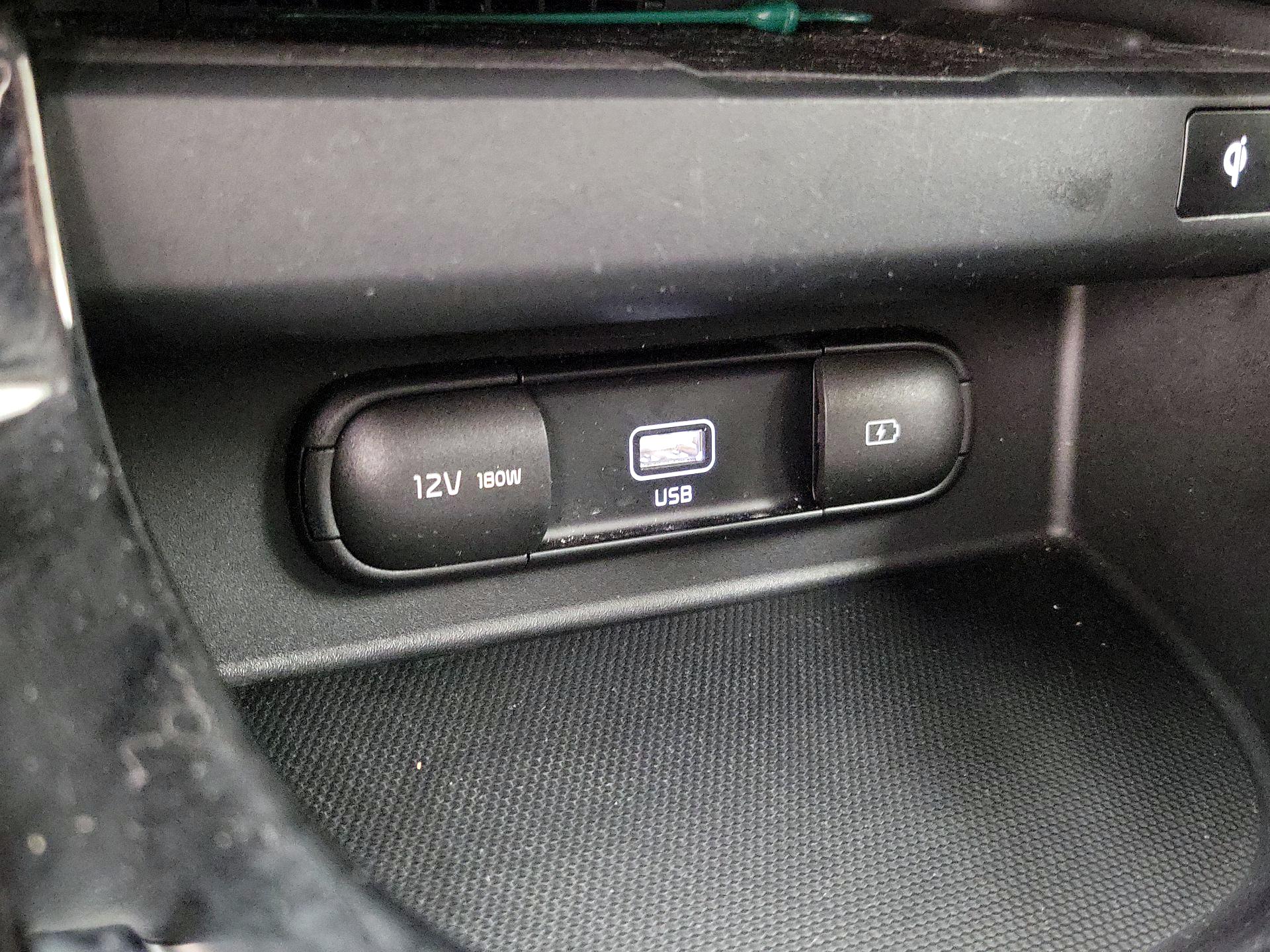 Thumbnail: 2023 Kia Seltos - 19