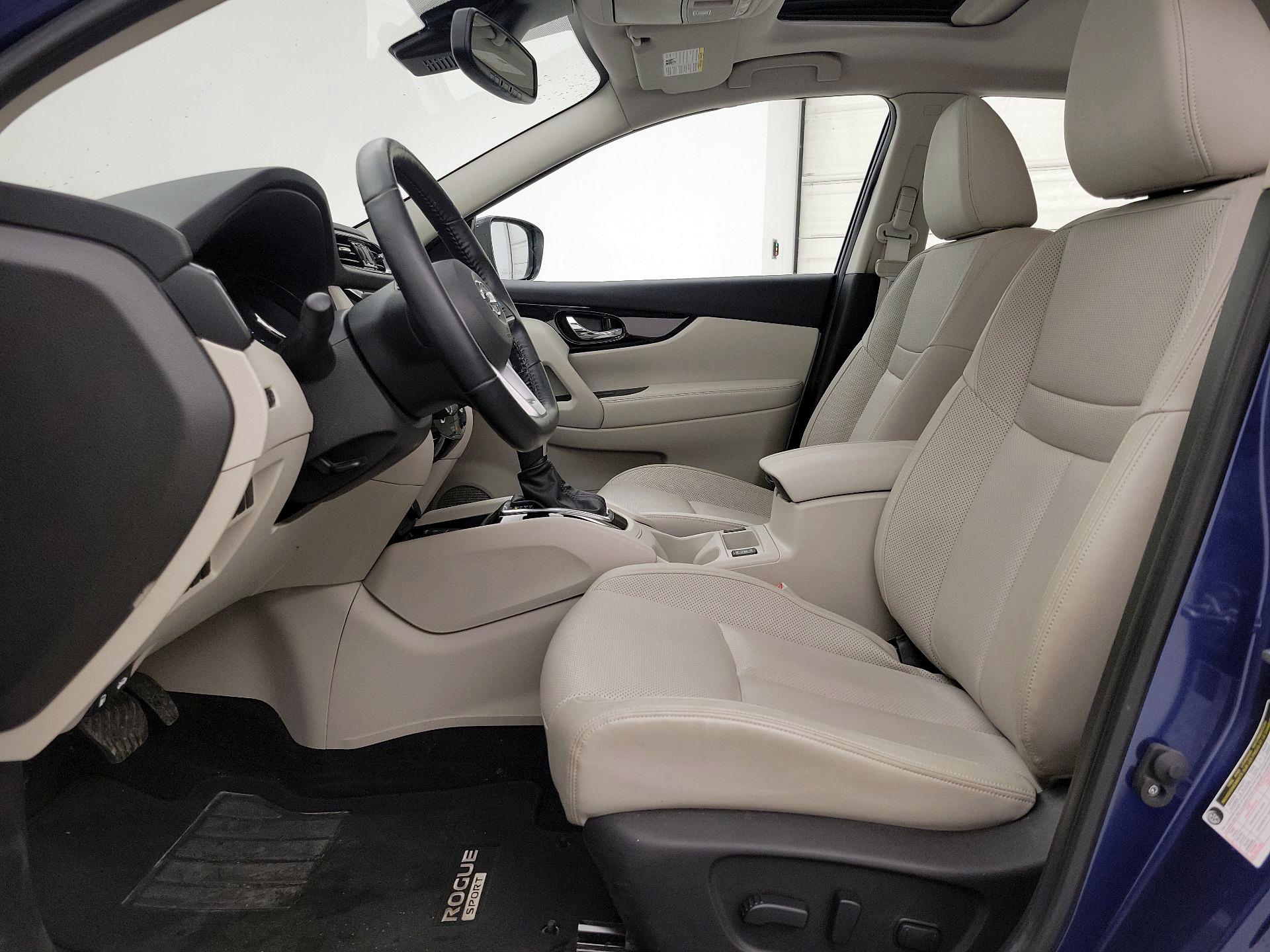 Thumbnail: 2021 Nissan Rogue Sport - 11