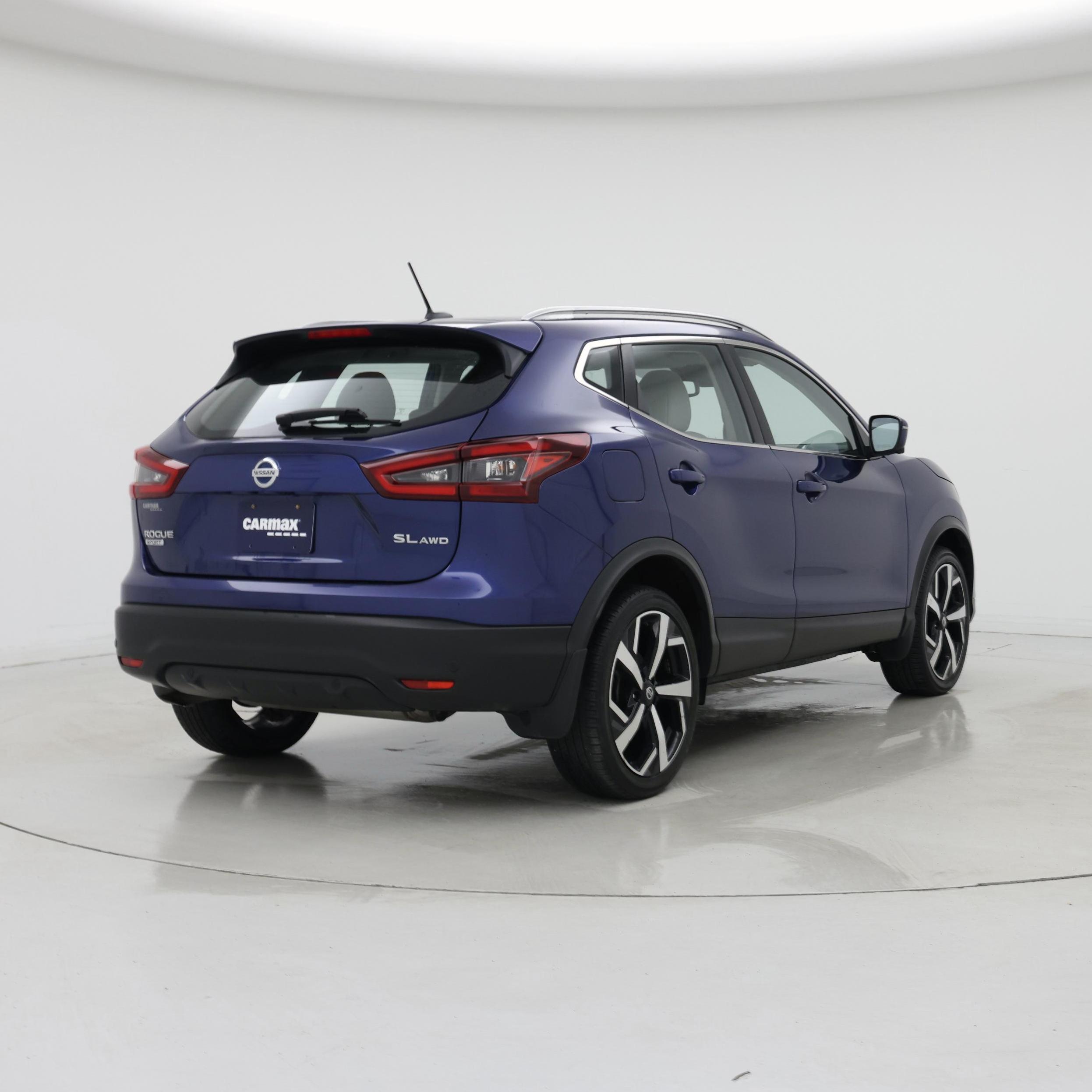 Thumbnail: 2021 Nissan Rogue Sport - 8